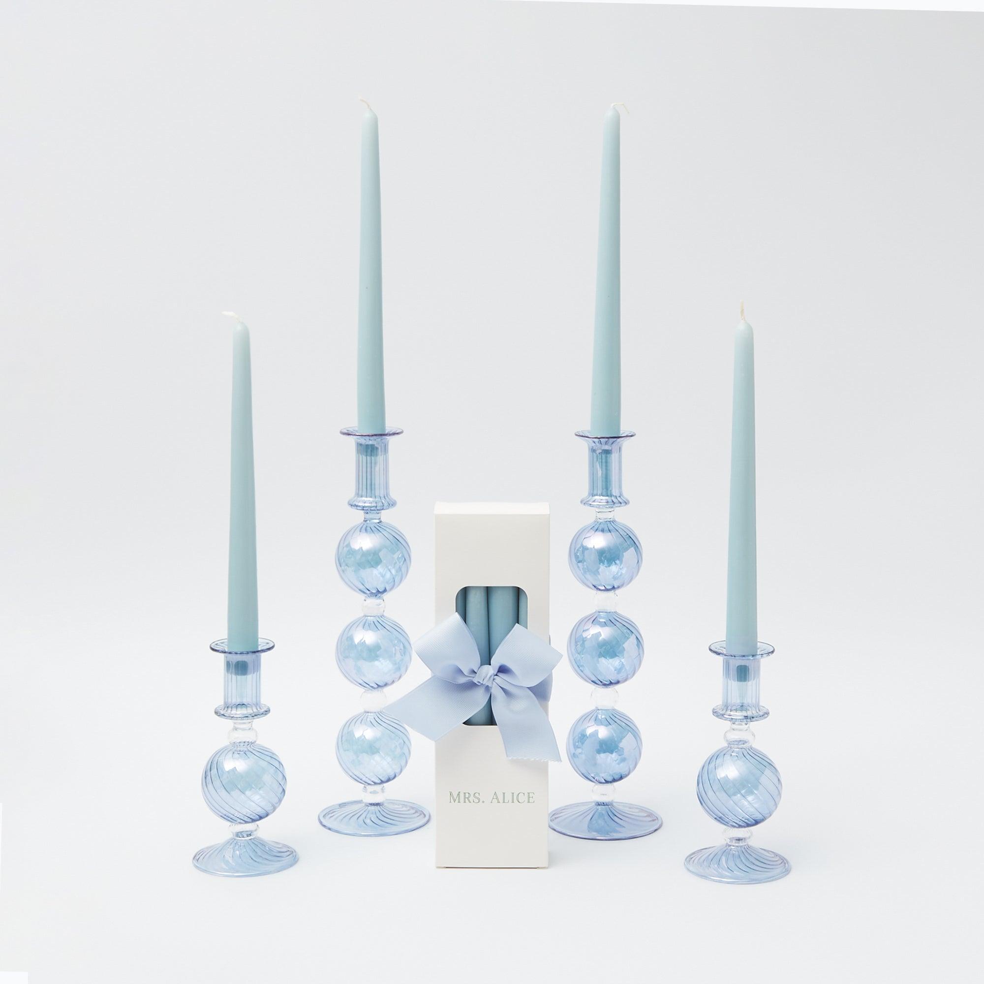 http://www.mrsalice.com/cdn/shop/files/camille-azure-candle-set-blue-mrs-alice-1_fcc09bb1-b9da-4d65-a27a-ffa084412107.jpg?v=1689367289