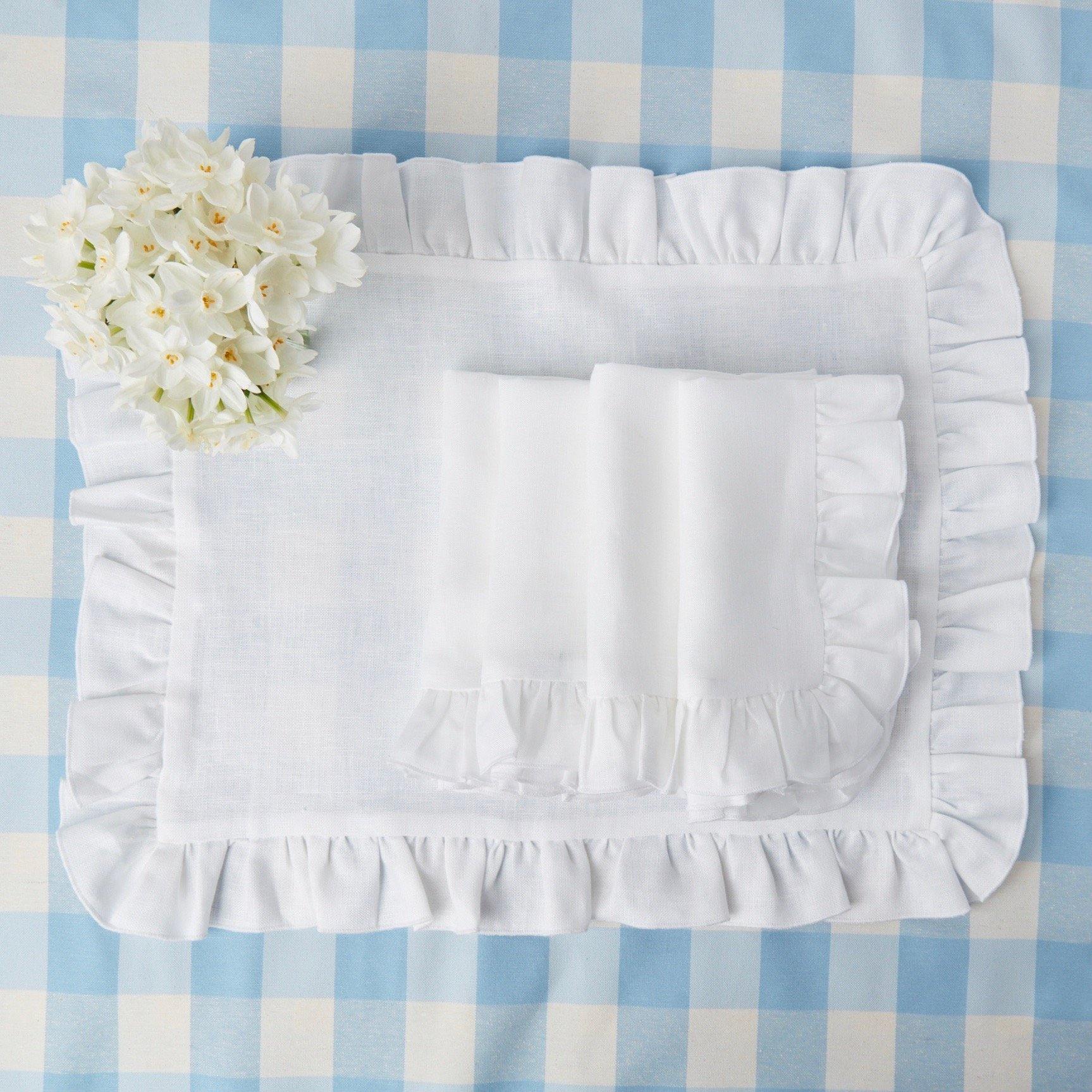 http://www.mrsalice.com/cdn/shop/files/white-ruffle-linen-placemats-set-of-4-mrs-alice-1.jpg?v=1689277632