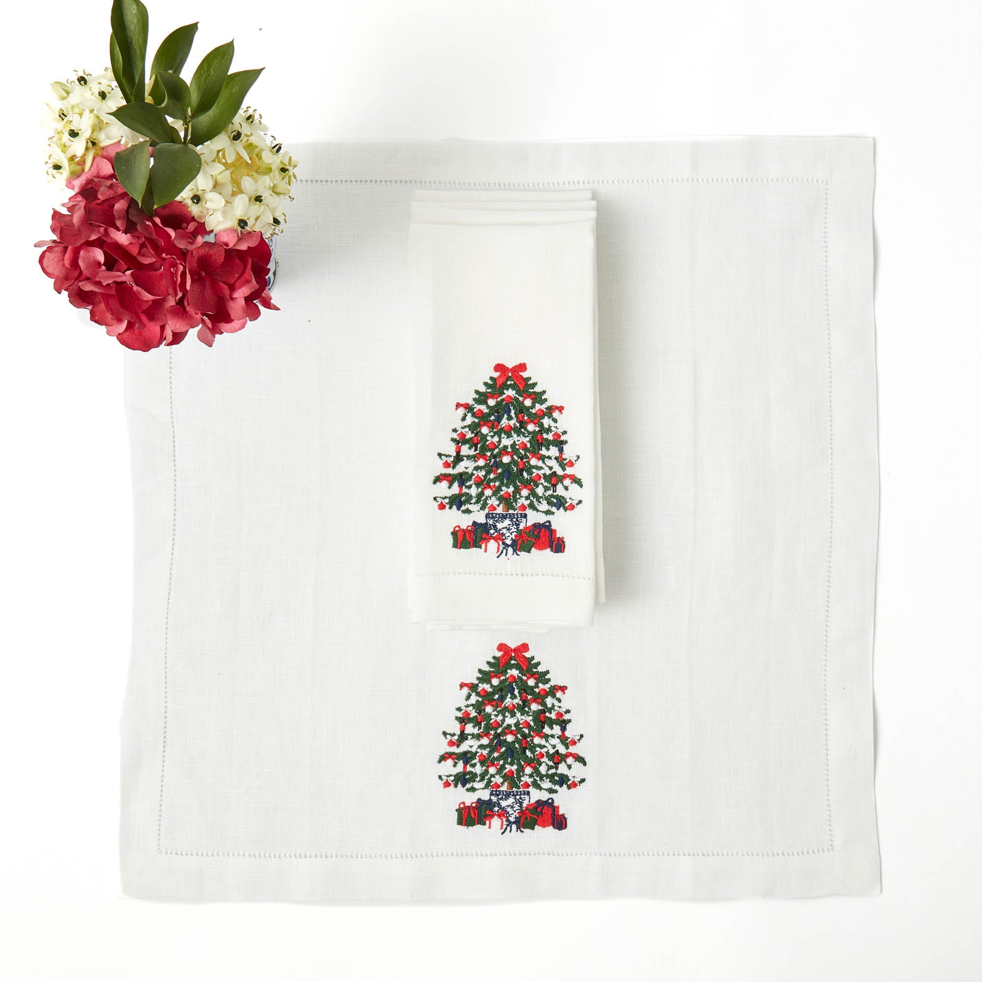 Christmas Tree White Linen Napkins (Set of 4)