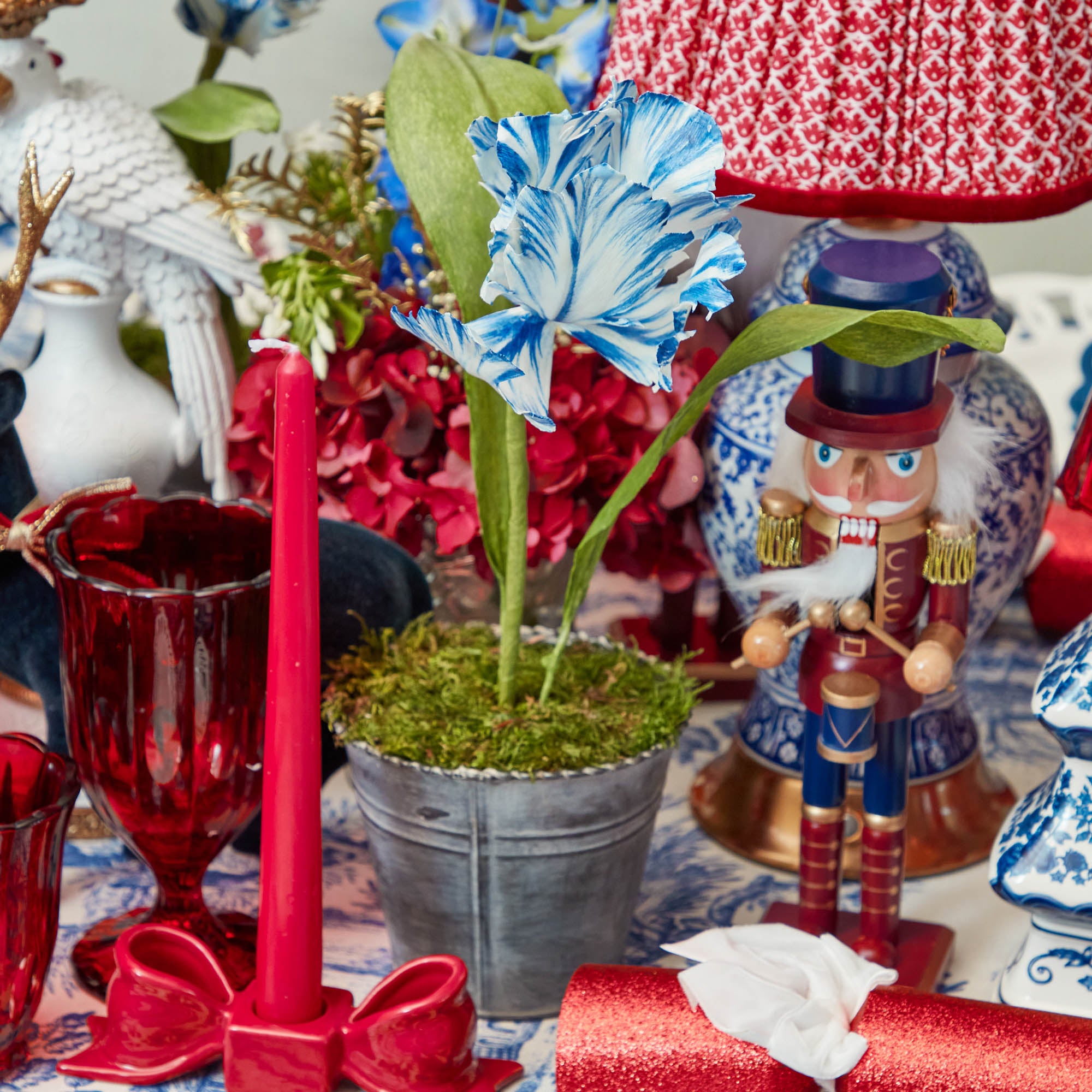 Red Ceramic Bow Candleholder (Pair)