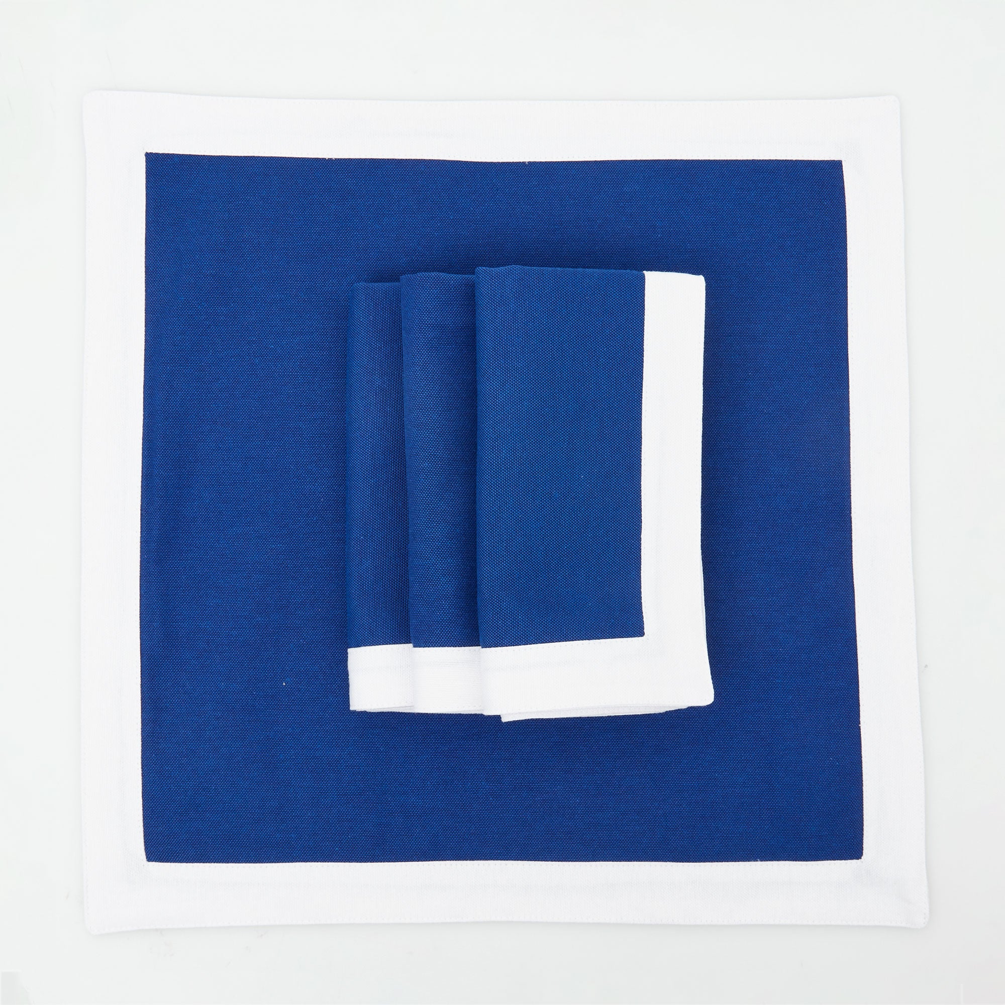 Alex Navy & White Appliqué Napkins (Set of 4)