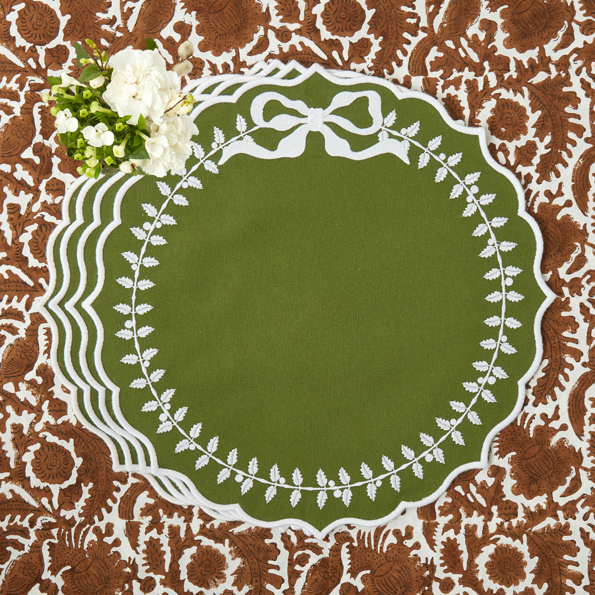 Green Bow Laurel Placemats (Set of 4)