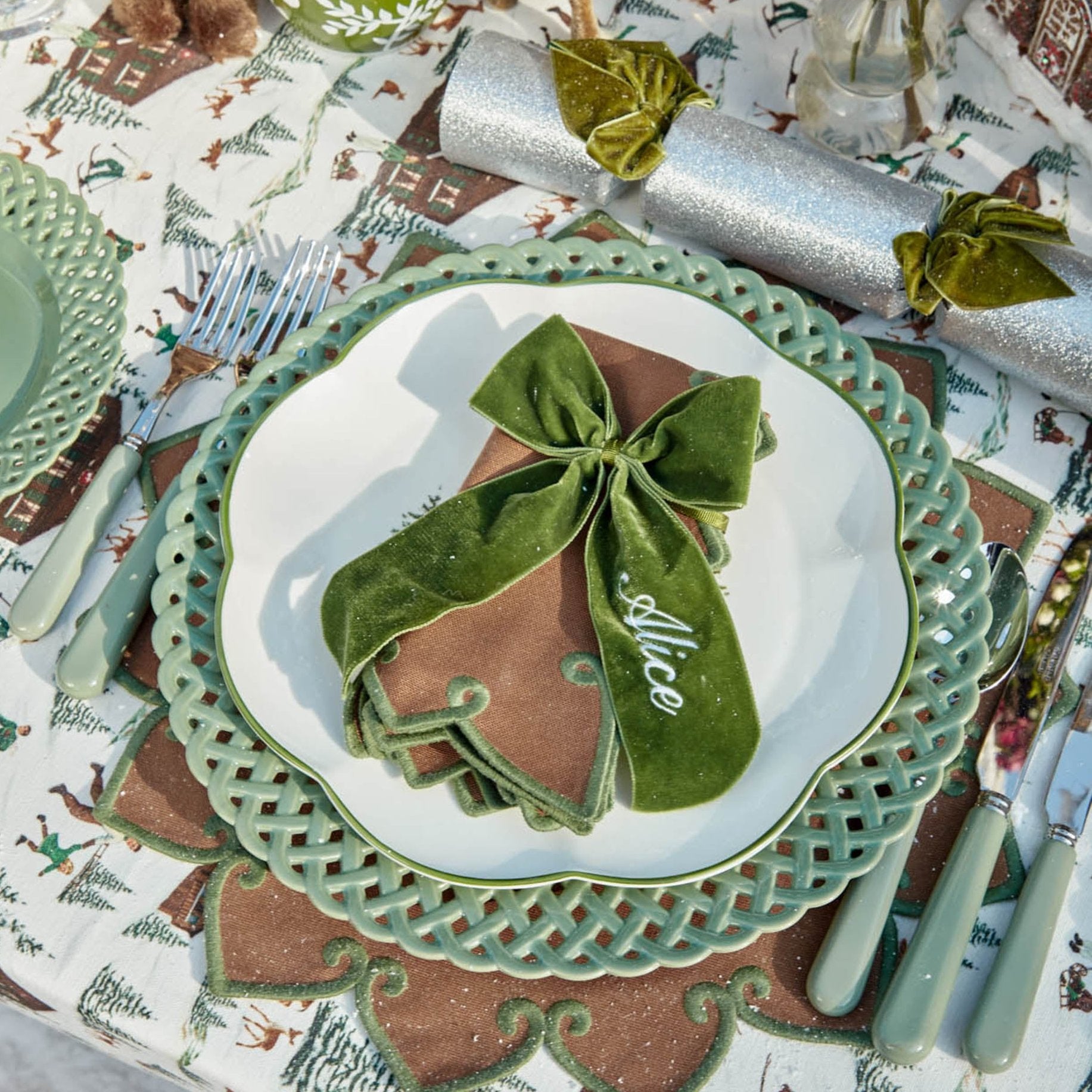 Angelina Chestnut & Green Placemats & Napkins (Set of 4)