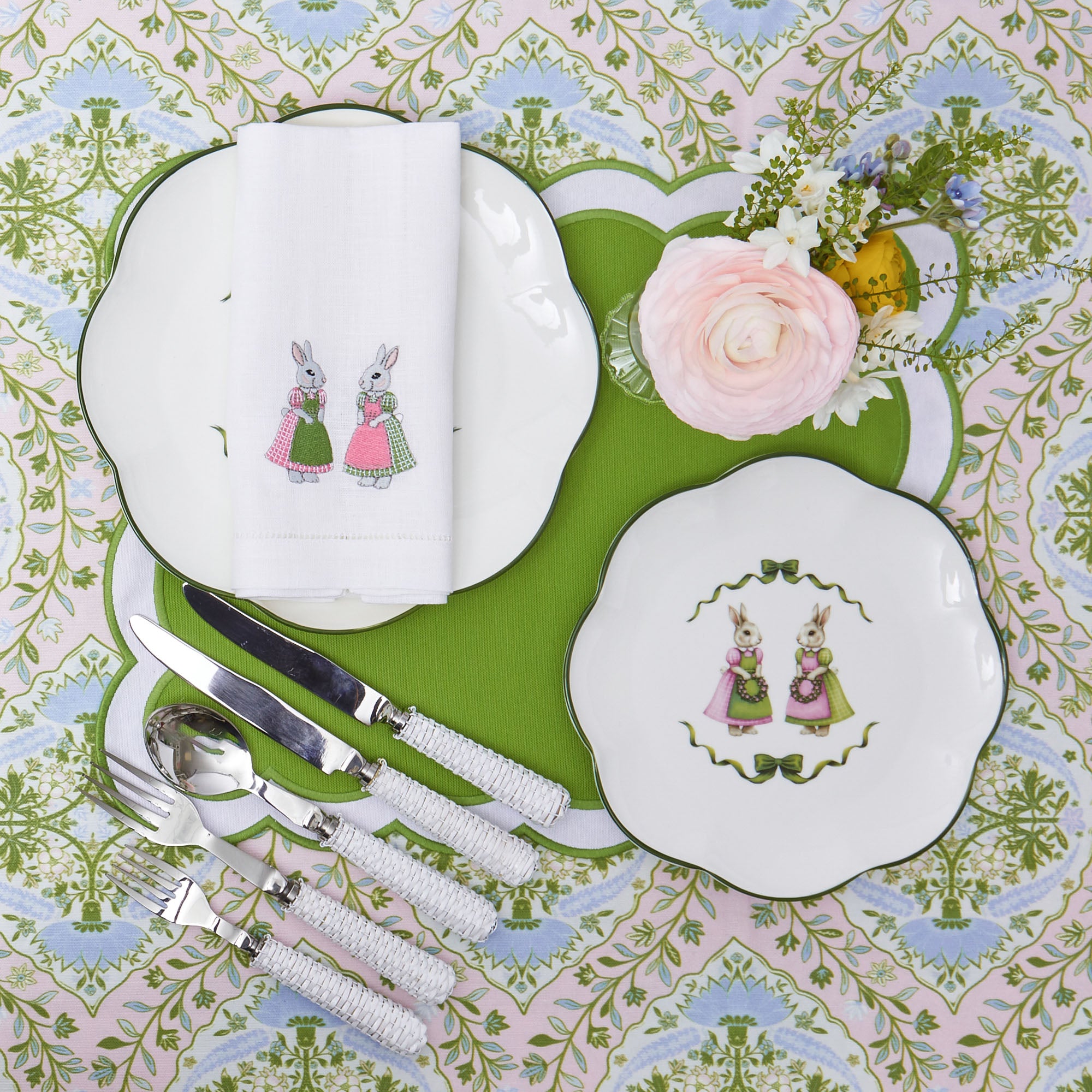 Serena Green Appliqué Placemats (Set of 4)