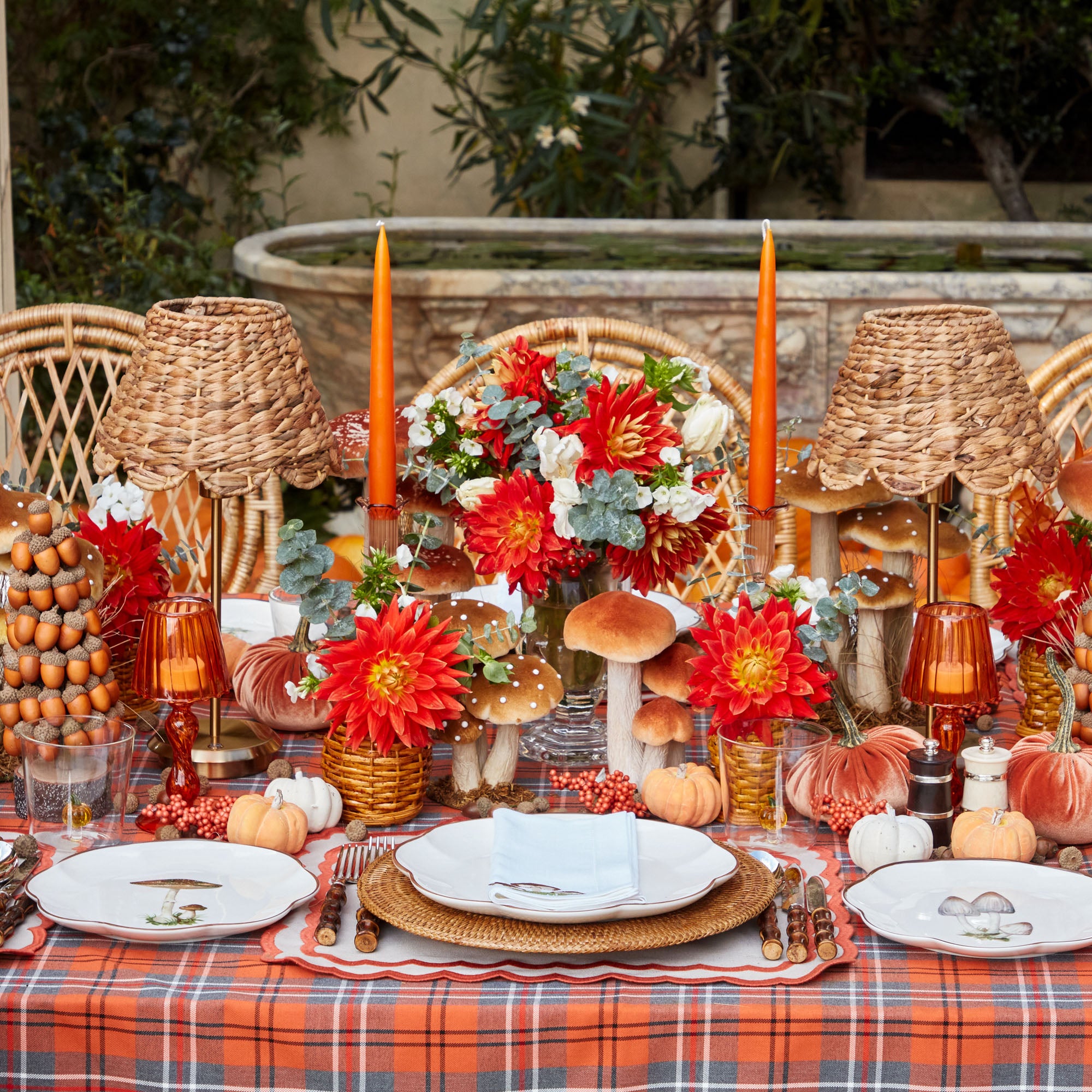 Enhance your table setting with Mushroom White Napkins.