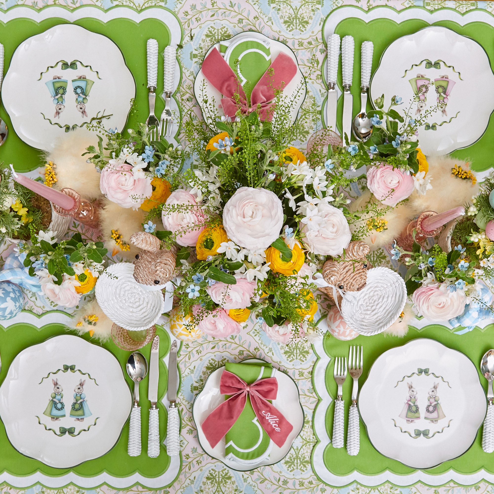 Serena Green Appliqué Placemats (Set of 4)