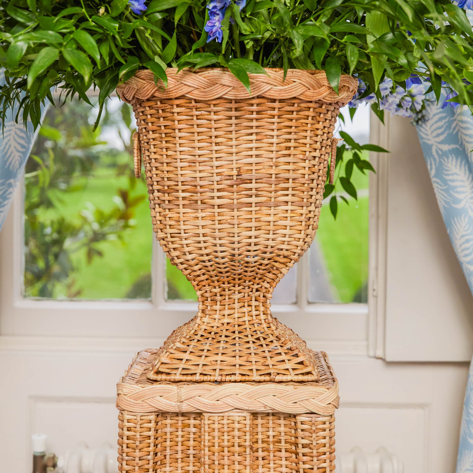 Bettina Rattan Urn