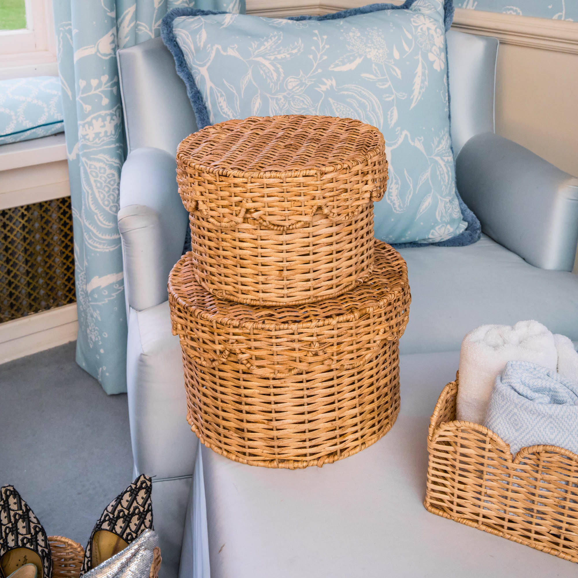 Scalloped Round Lidded Rattan Box - Large