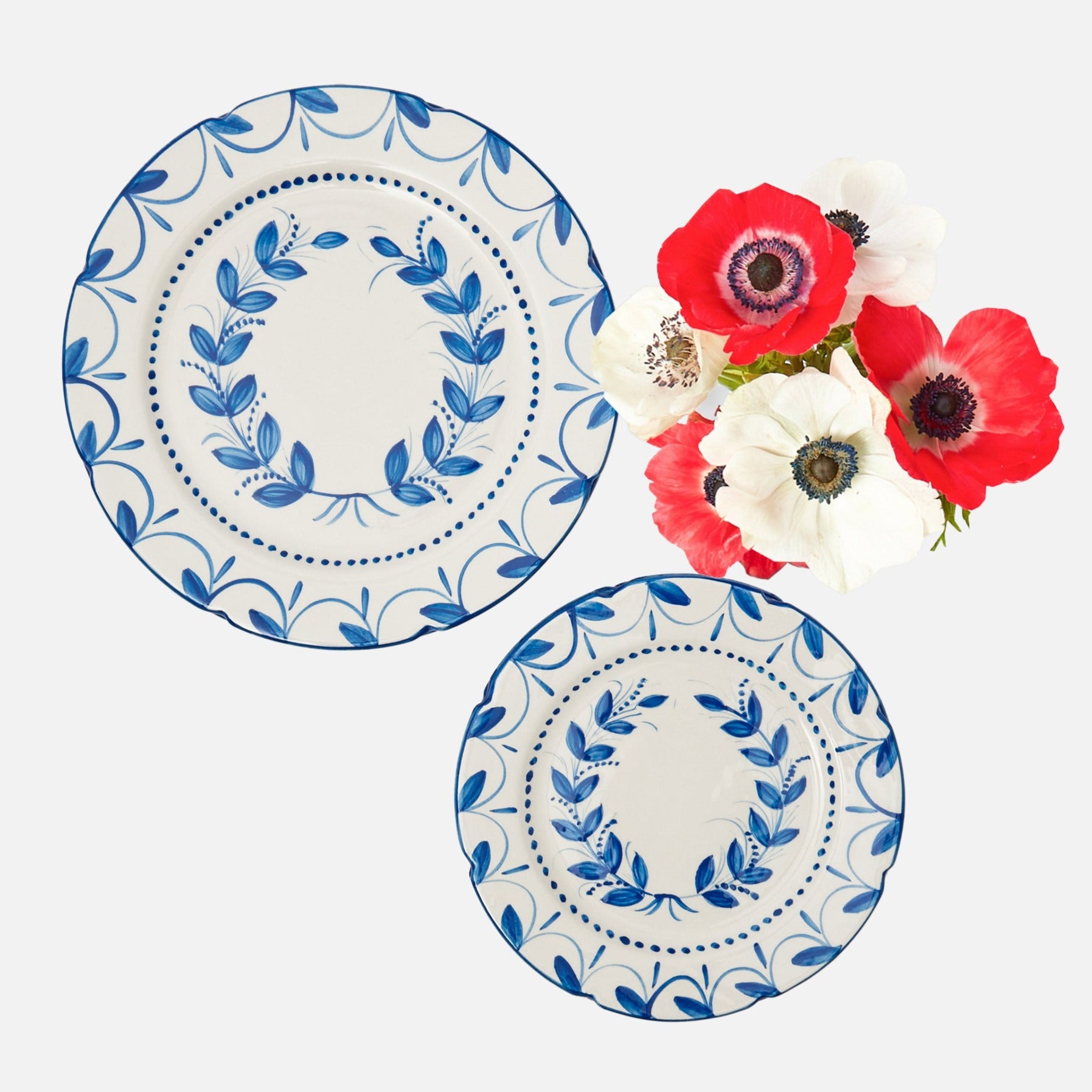 Elizabeth Blue Garland Starter Plate