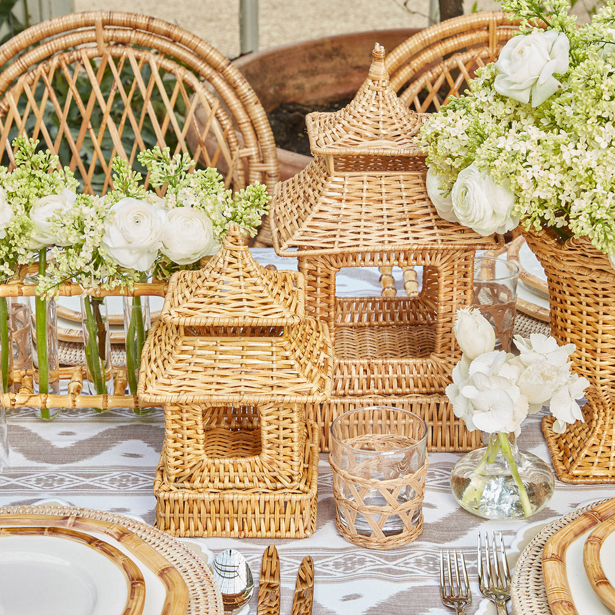 Pagoda and urn vases, a duo crafted from beautiful natural rattan.