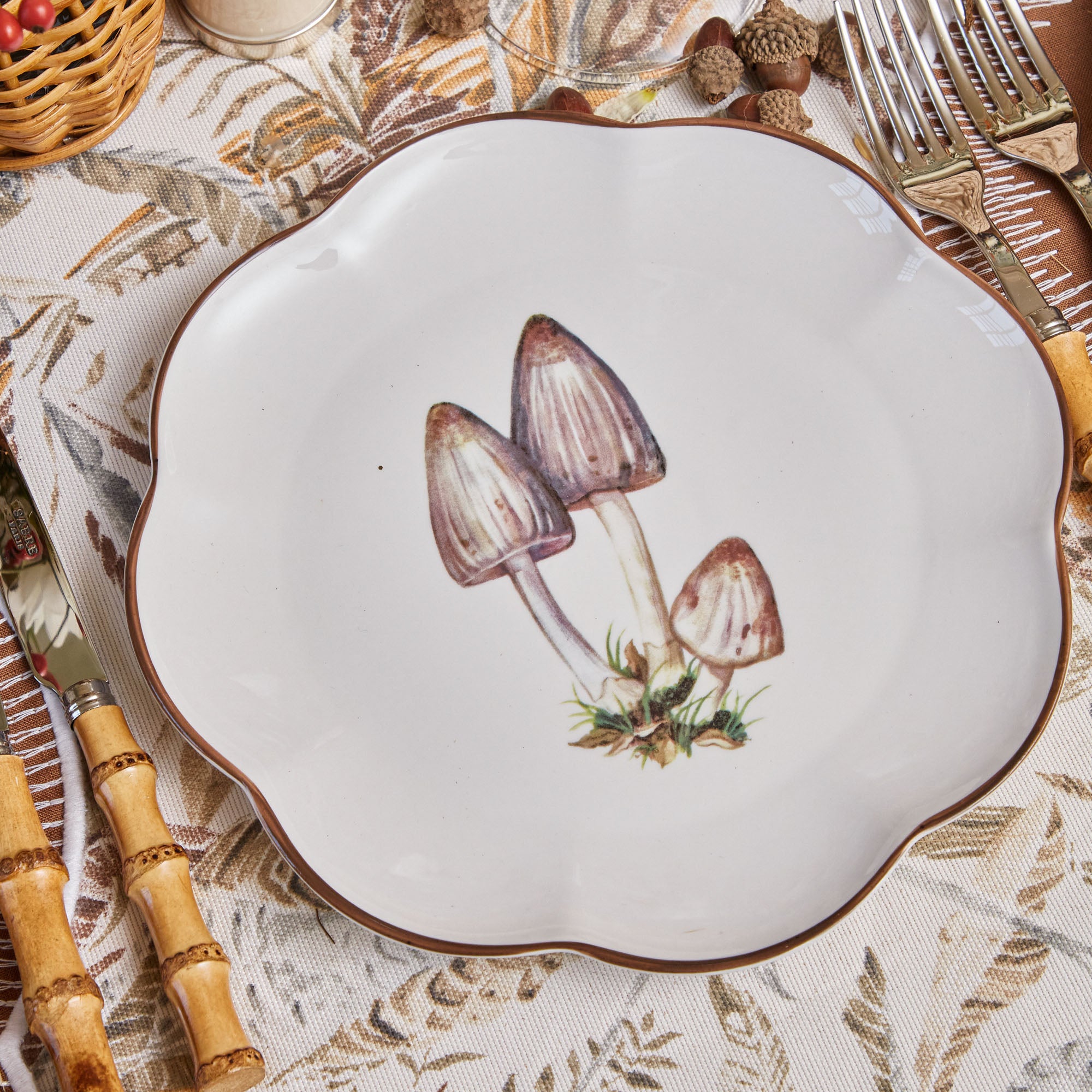 Create a cohesive and stylish table arrangement with the Scalloped Mushroom Starter Plates set, perfect for a gathering of 28.