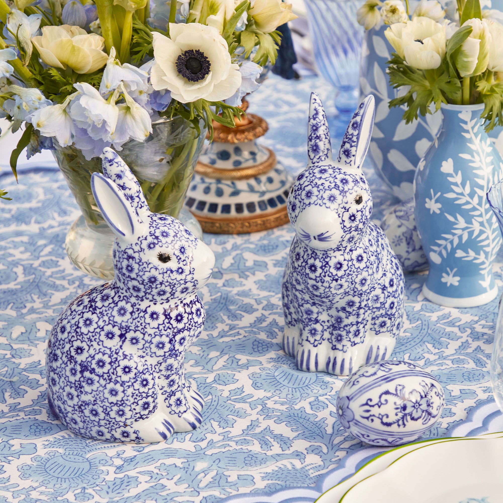 Chinoiserie Rabbit & Decorative Eggs Set