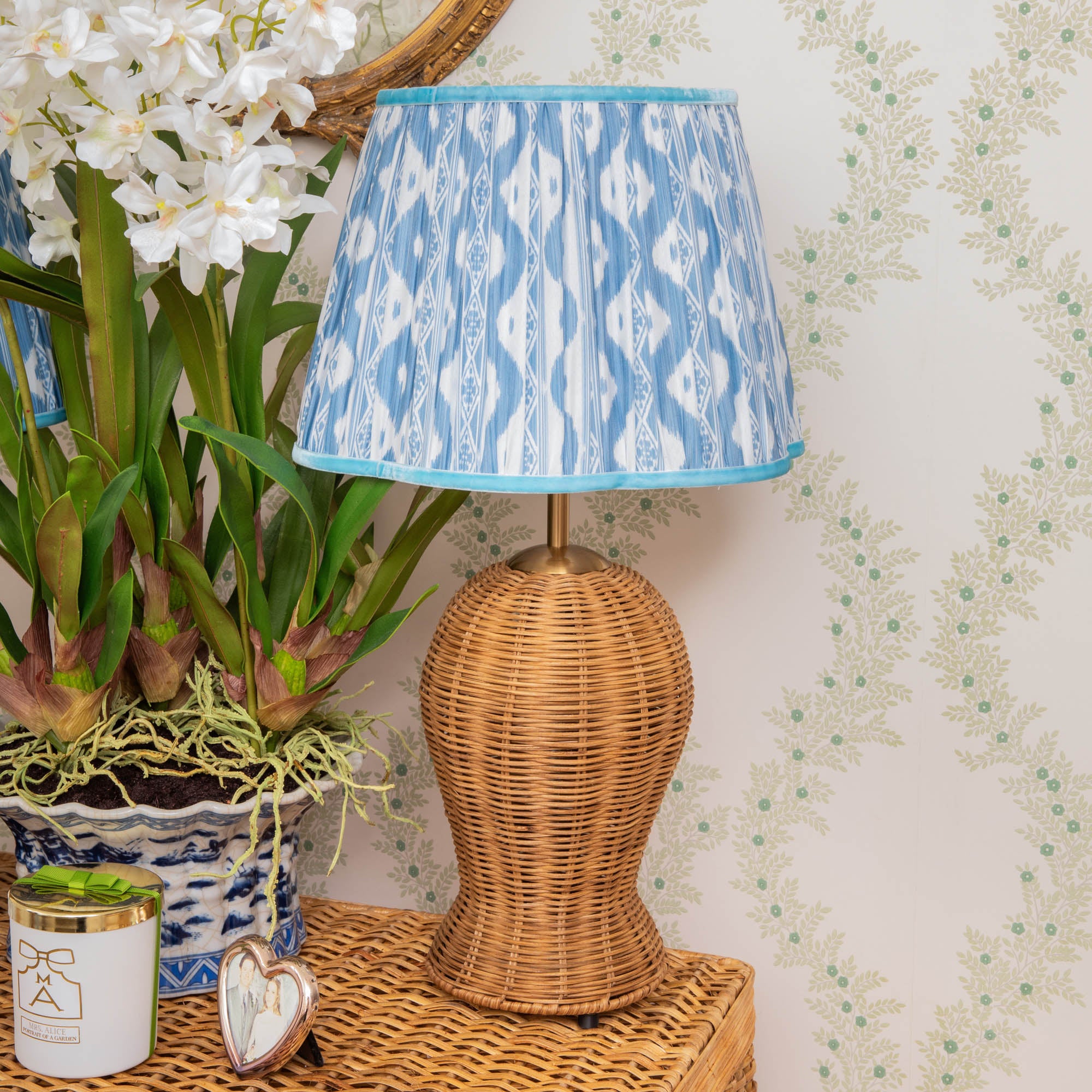 Rattan Blanche Lamp Stand