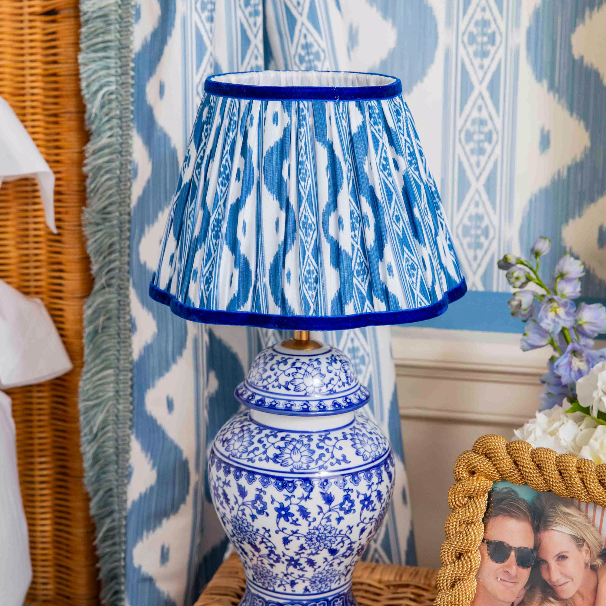 Chinoiserie Rechargeable Lamp