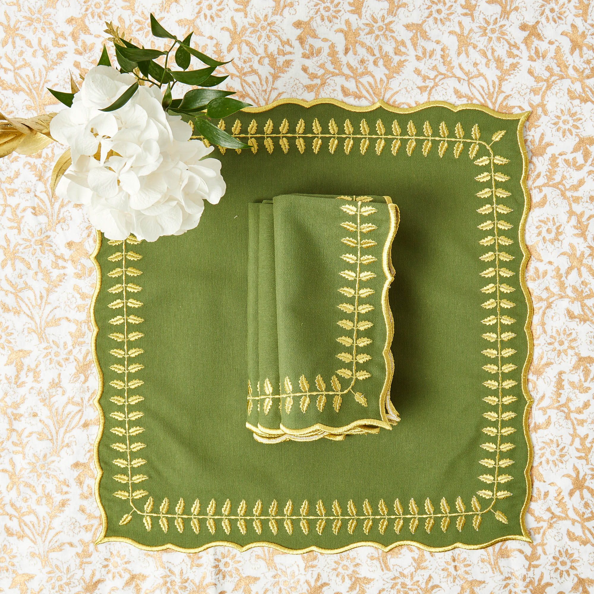 Green & Gold Laurel Napkins (Set of 4)