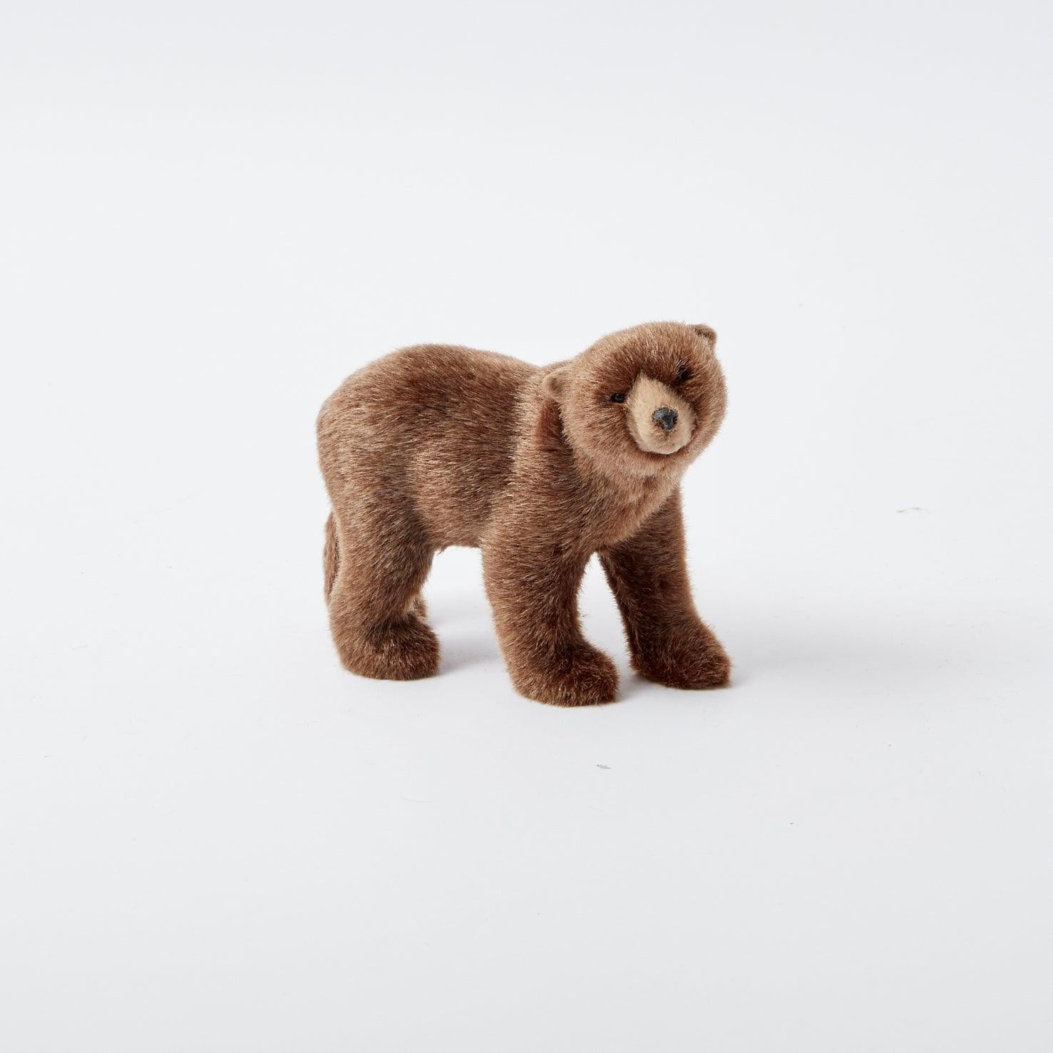 Elevate your decor with the rustic and charming beauty of our Set of 3 Alpine Brown Bears - a simple yet stylish statement of natural elegance.