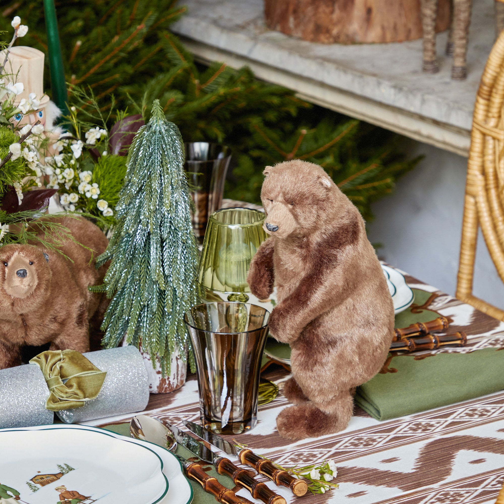 Create a warm and inviting ambiance with the Large Alpine Brown Bears Set of 3, a trio of charming accents that resonate with the coziness of alpine living.