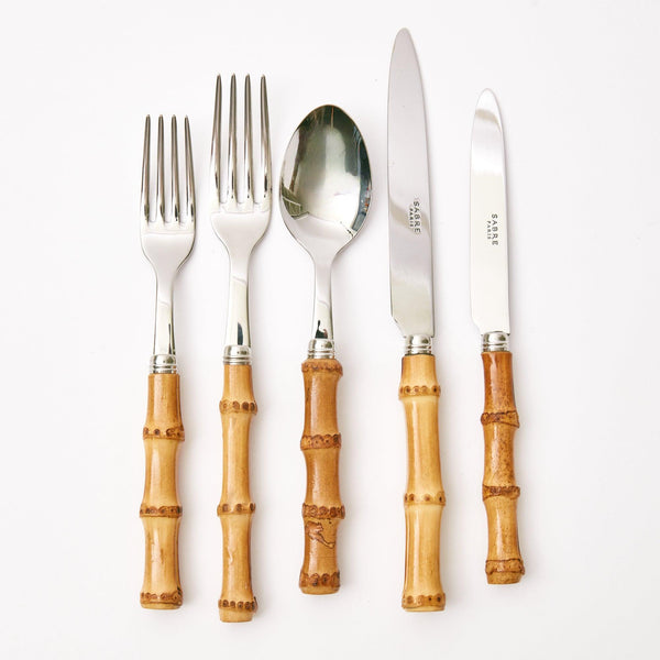 https://www.mrsalice.com/cdn/shop/files/bamboo-cutlery-set-5-piece-mrs-alice-1_8f4a43a1-eeaa-439c-874d-8bdb2b0d14ce_600x600_crop_center.jpg?v=1699978466