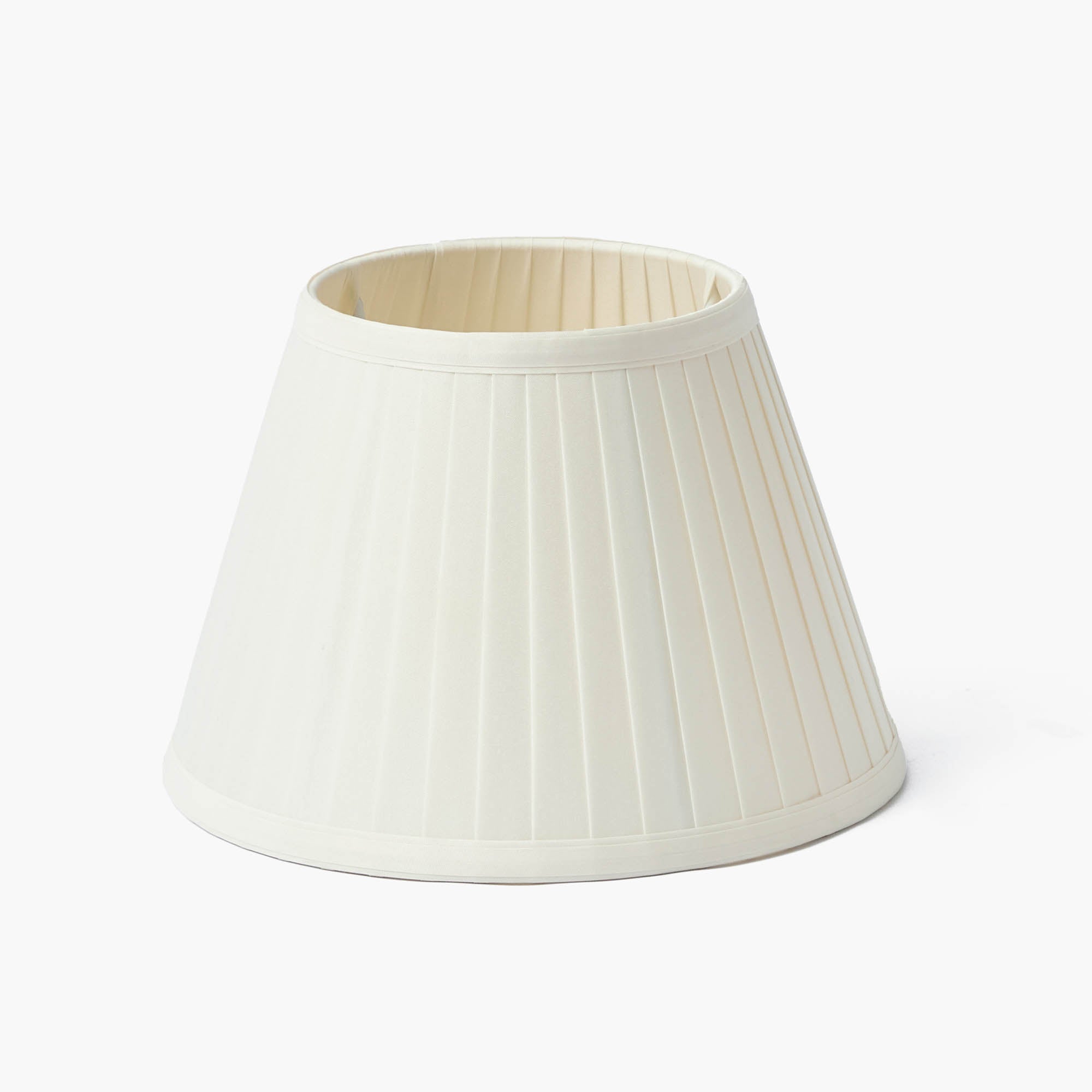 Cream Pleated Lampshade (22cm)