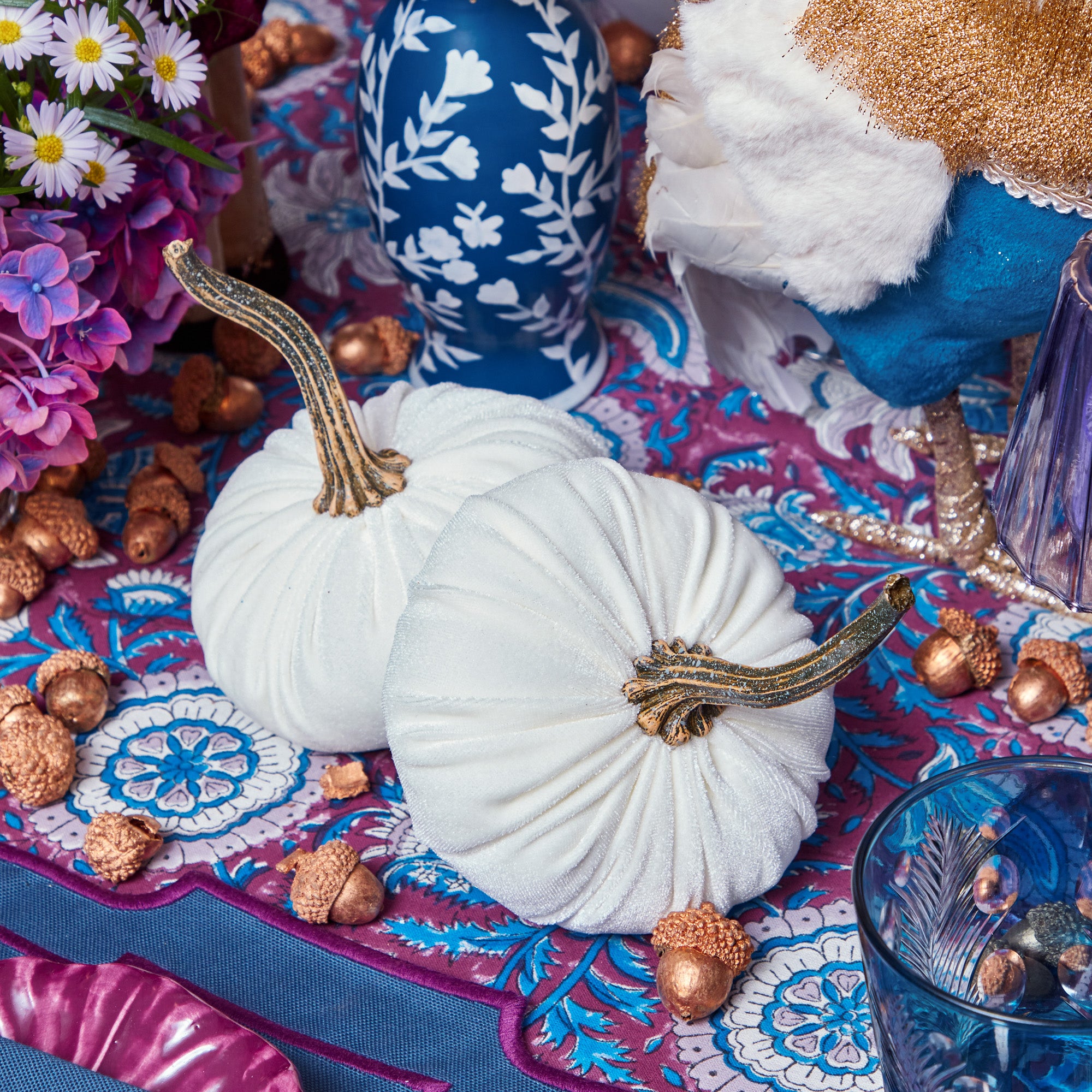 Chinoiserie Owl Tablescape