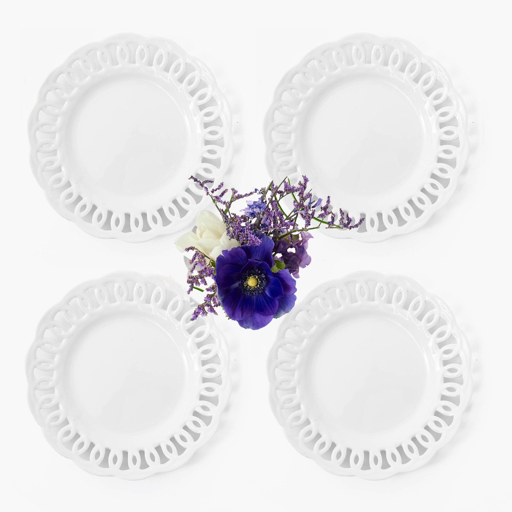 White Lace Starter Plates (Set of 4)