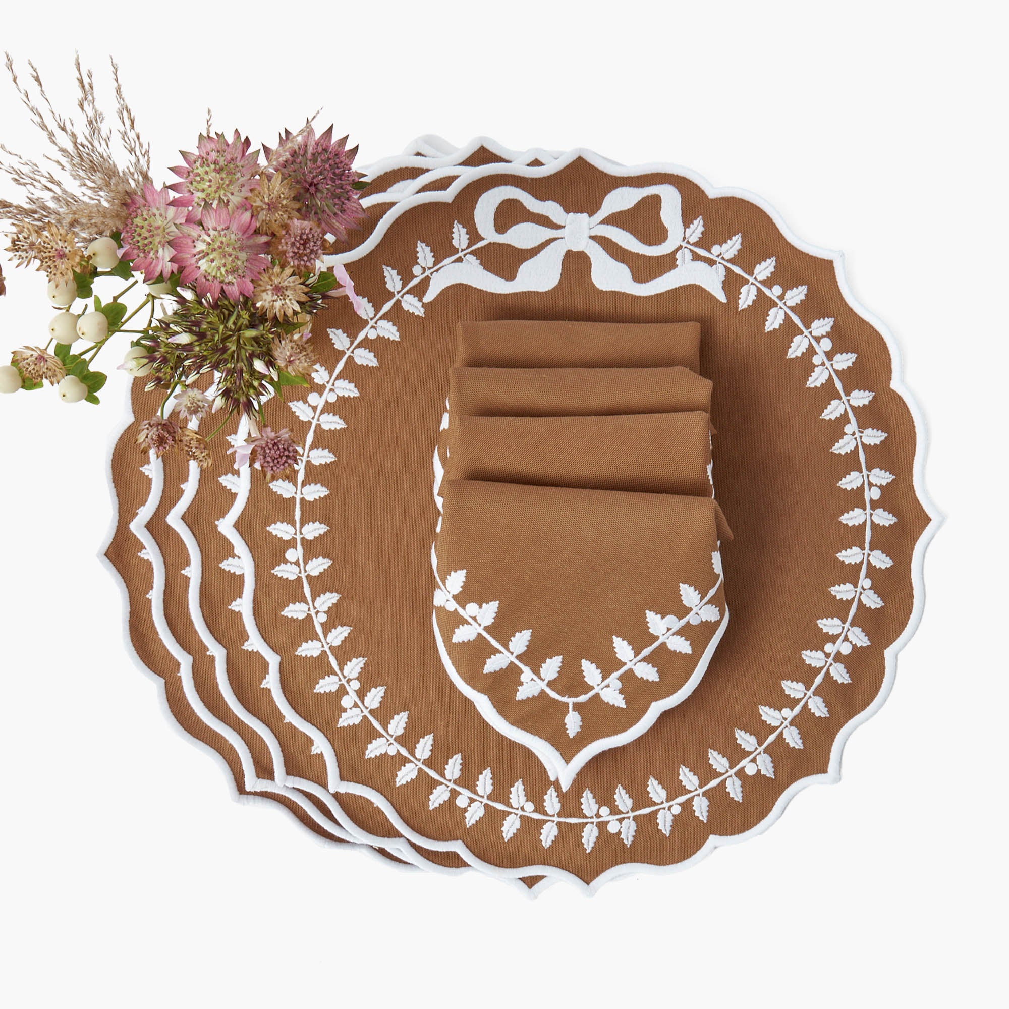 Chocolate Bow Laurel Placemats & Napkins (Set of 4)