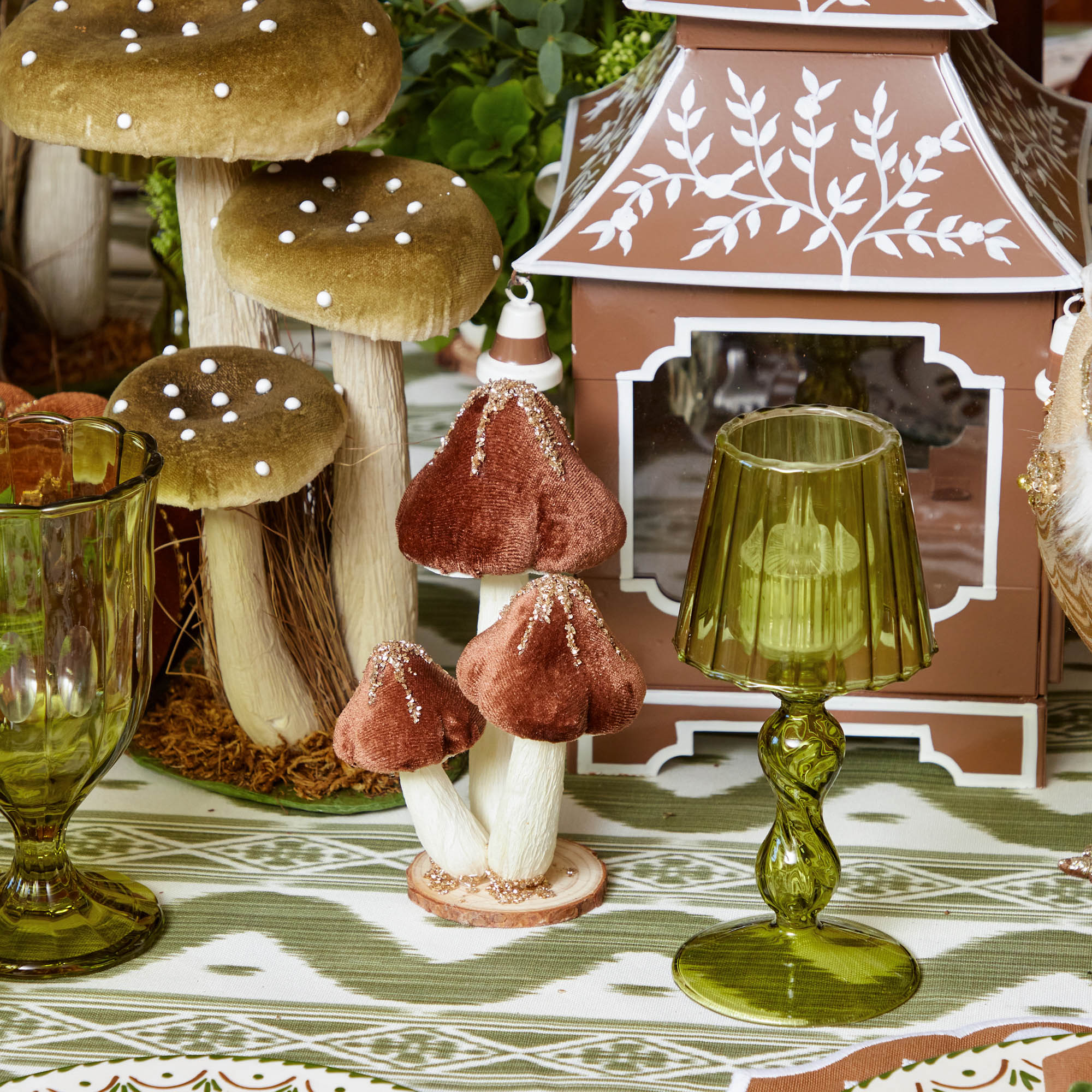 Small Chocolate Glitter Velvet Mushroom (Set of 3)