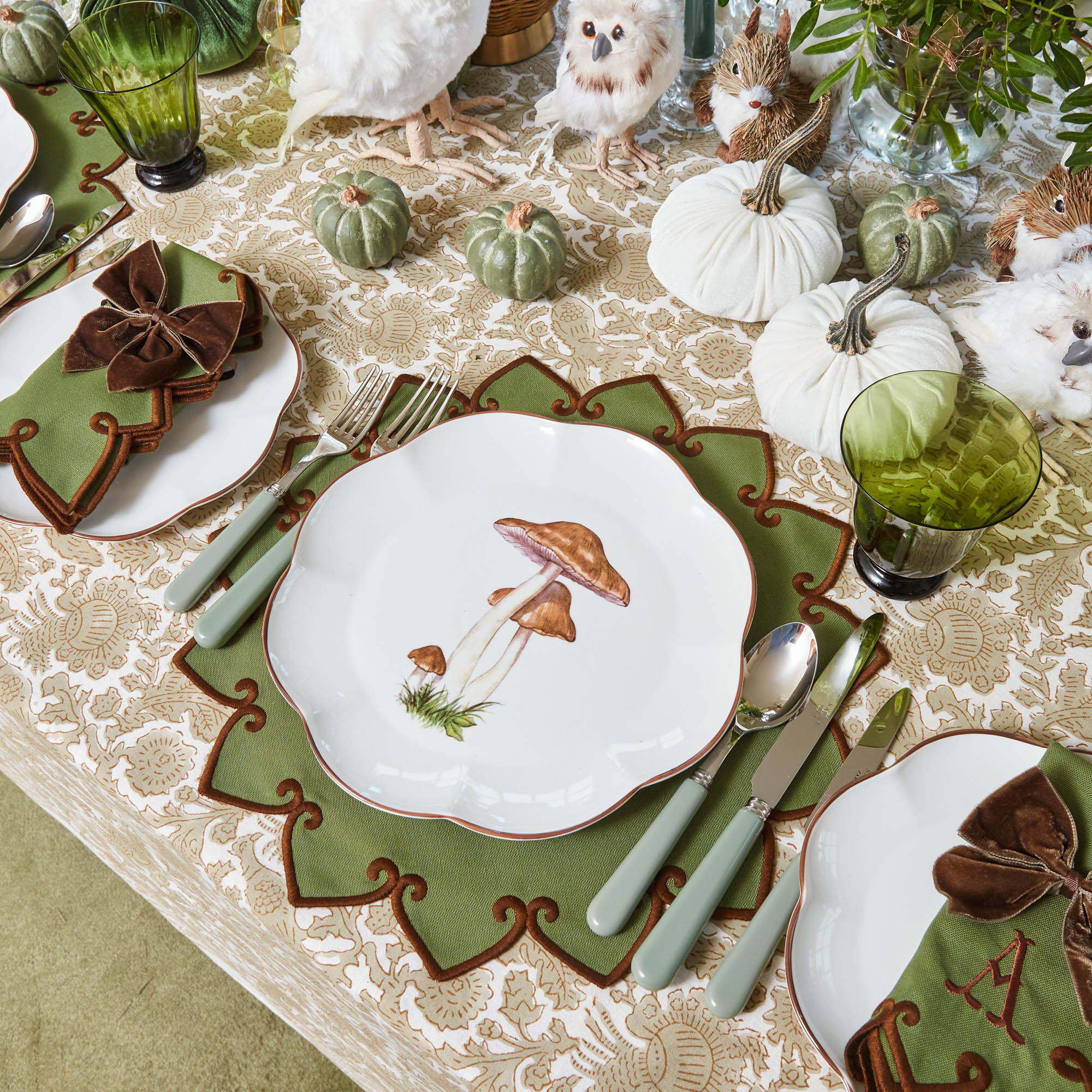 Scalloped Mushroom Dinner Plate