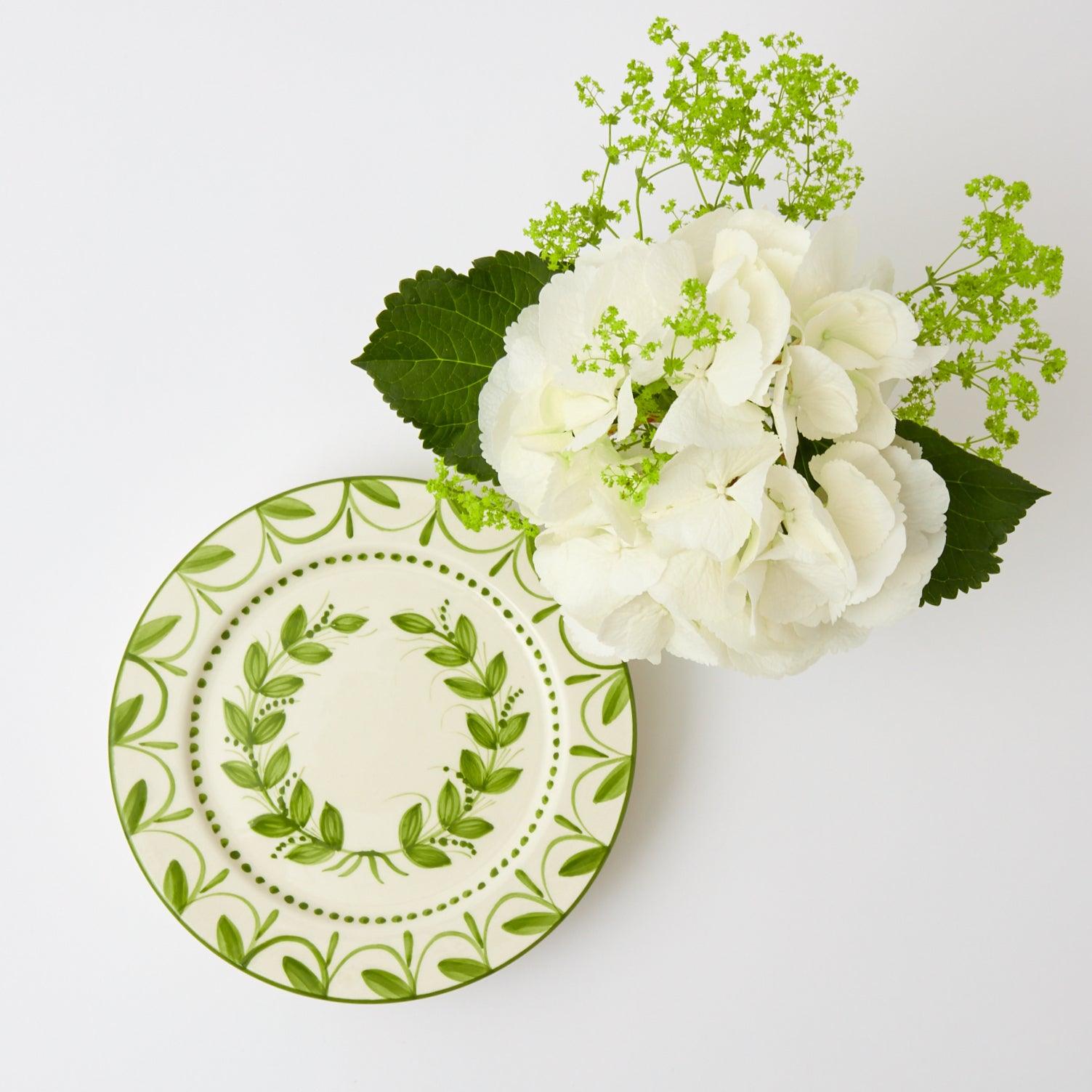 Green Garland Starter Plate - Mrs. Alice