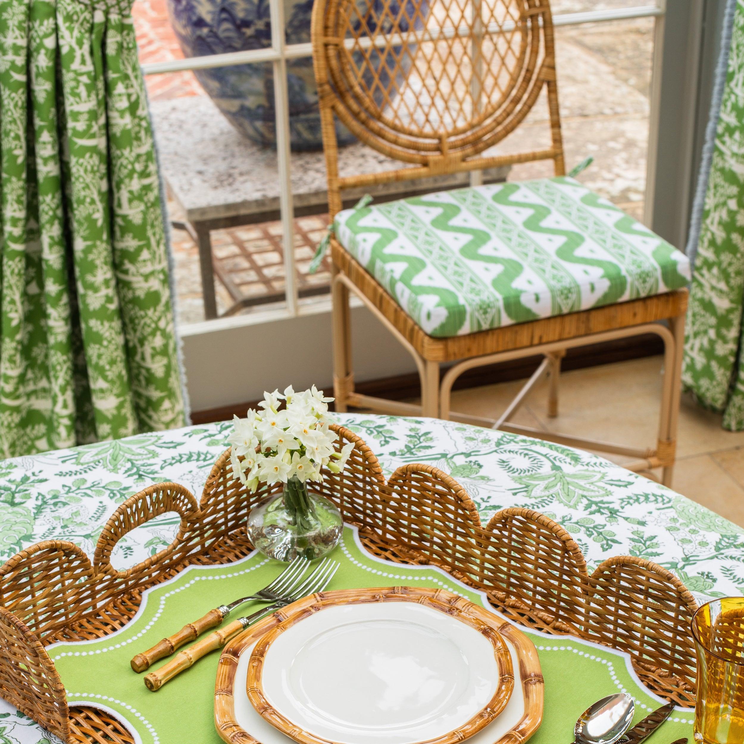 https://www.mrsalice.com/cdn/shop/files/green-ikat-seat-pad-cushion-mrs-alice-9_7a4766dd-a139-463c-b576-3987439f763f.jpg?v=1689374158