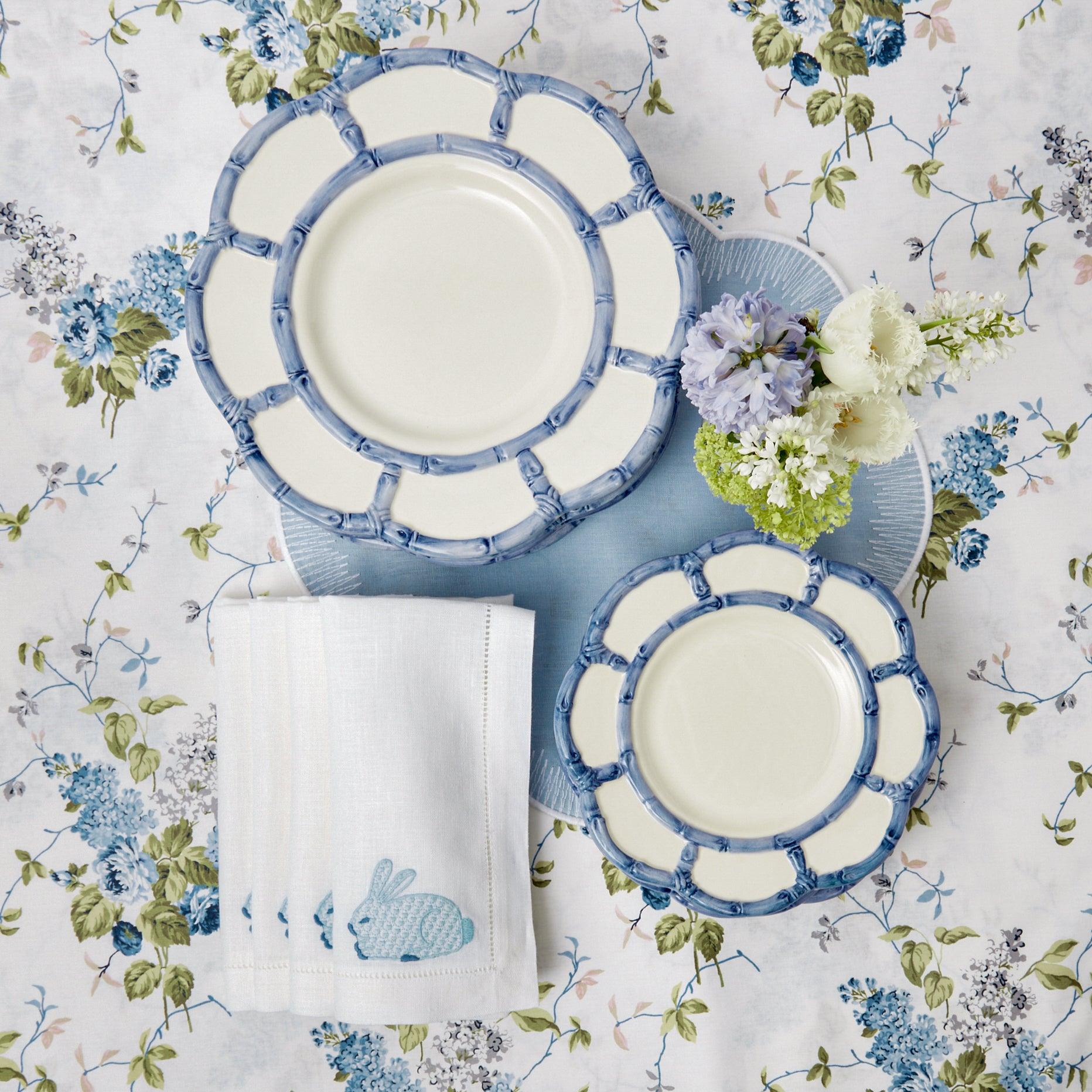 Elegant Blue & White Floral Cotton Linen Napkins - Set of 4 | Table Decor —  Moment & Company Tablescapes