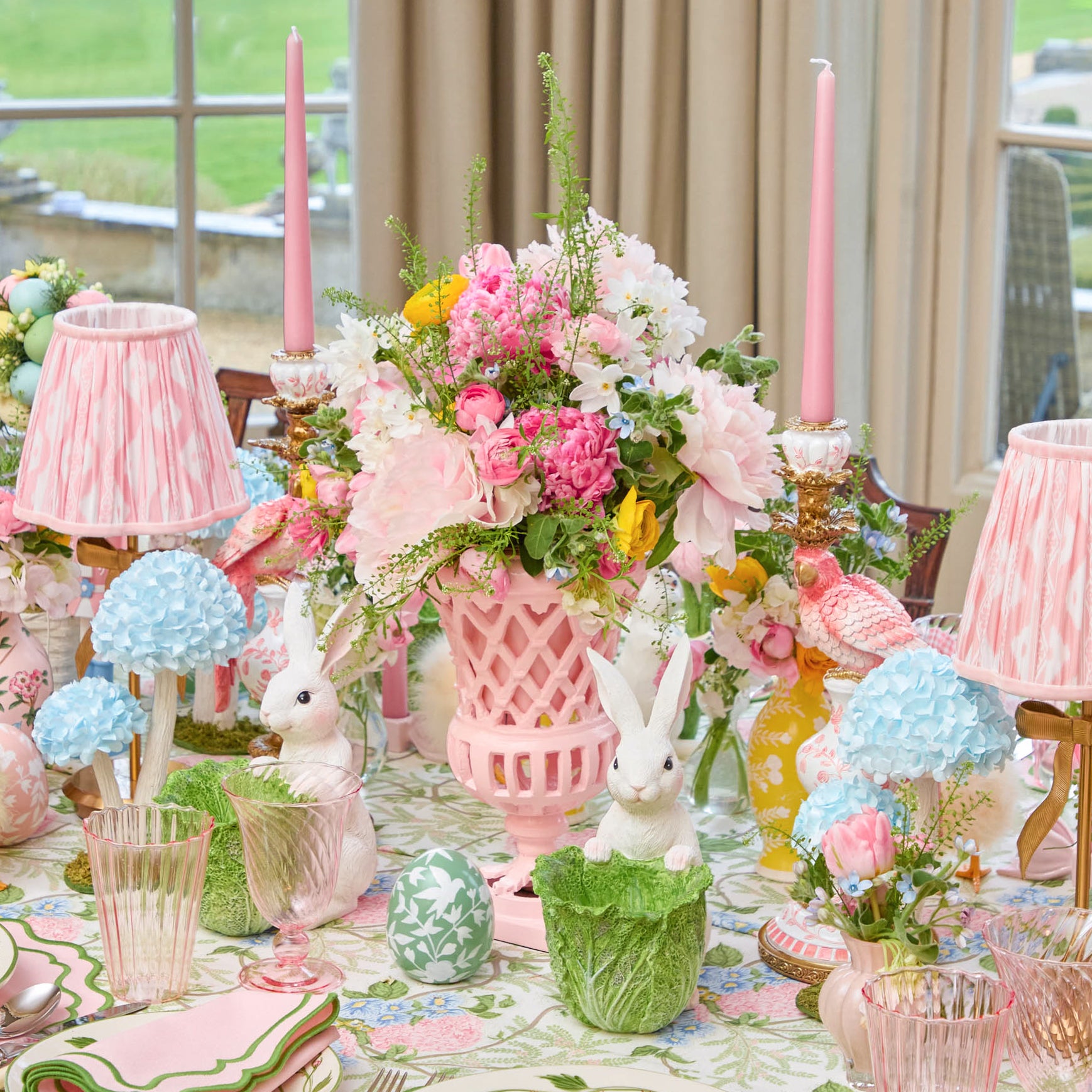 Small Adelaide Pink Lattice Urn