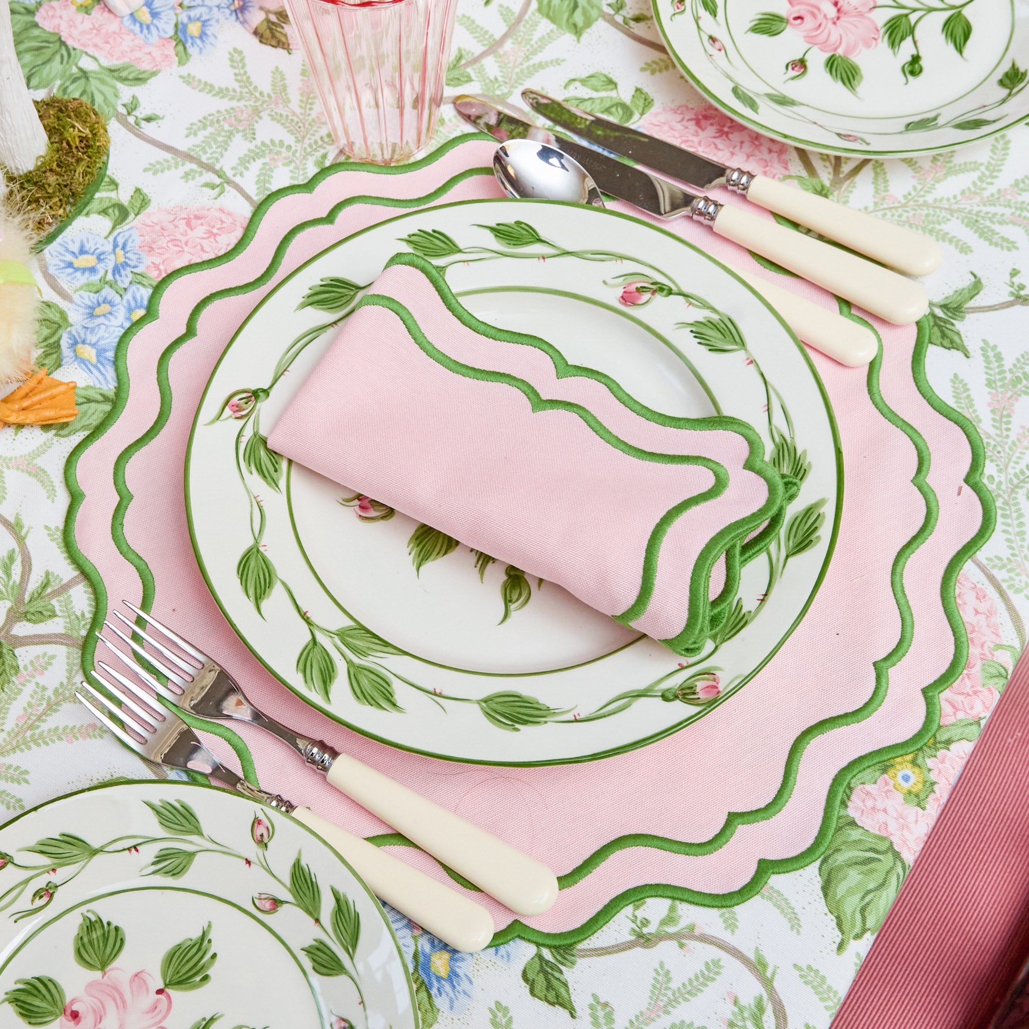 Katherine Pink & Green Placemats & Napkins (Set of 4)