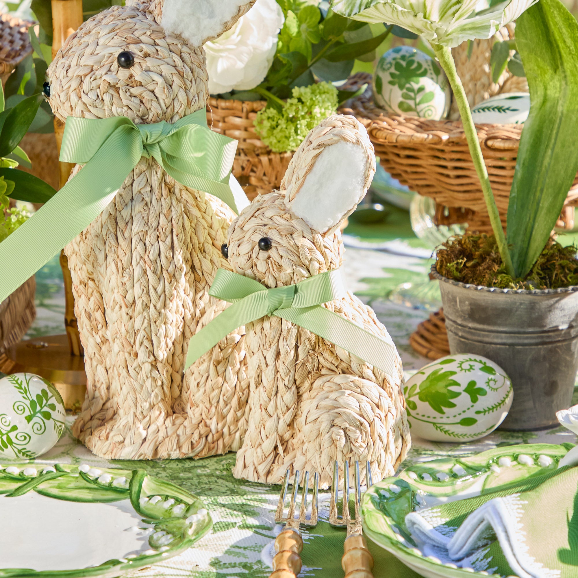 Small Raffia Rabbit (Pair)