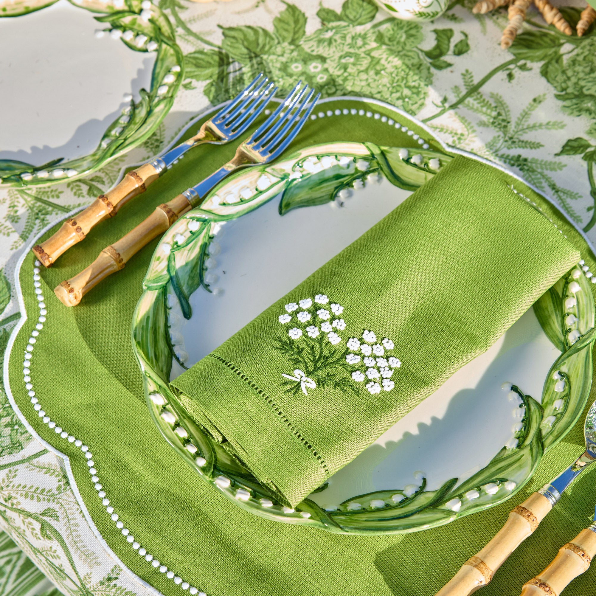 Eloise Green Placemats & Hydrangea Napkins (Set of 4)