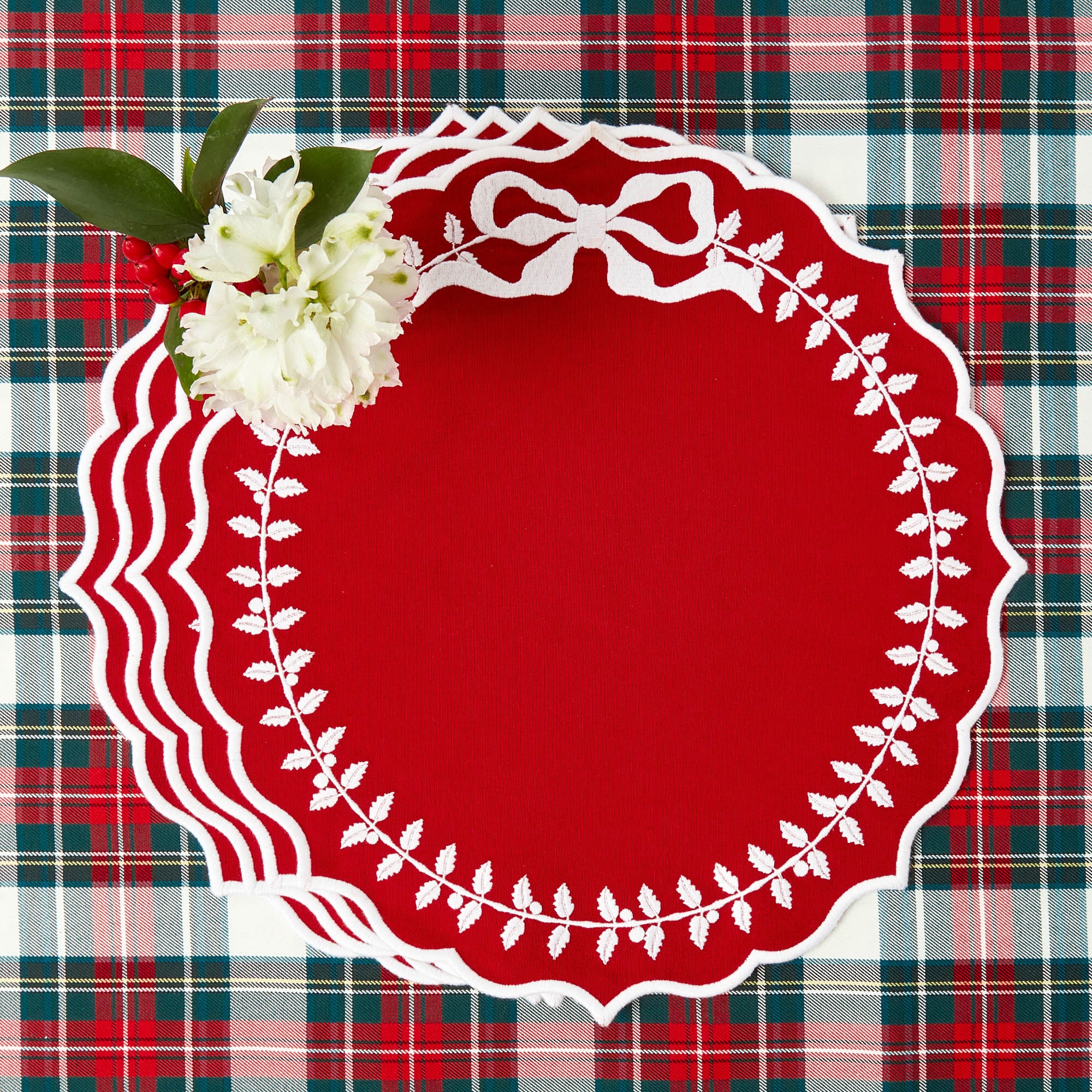 Red Bow Laurel Placemats (Set of 4)