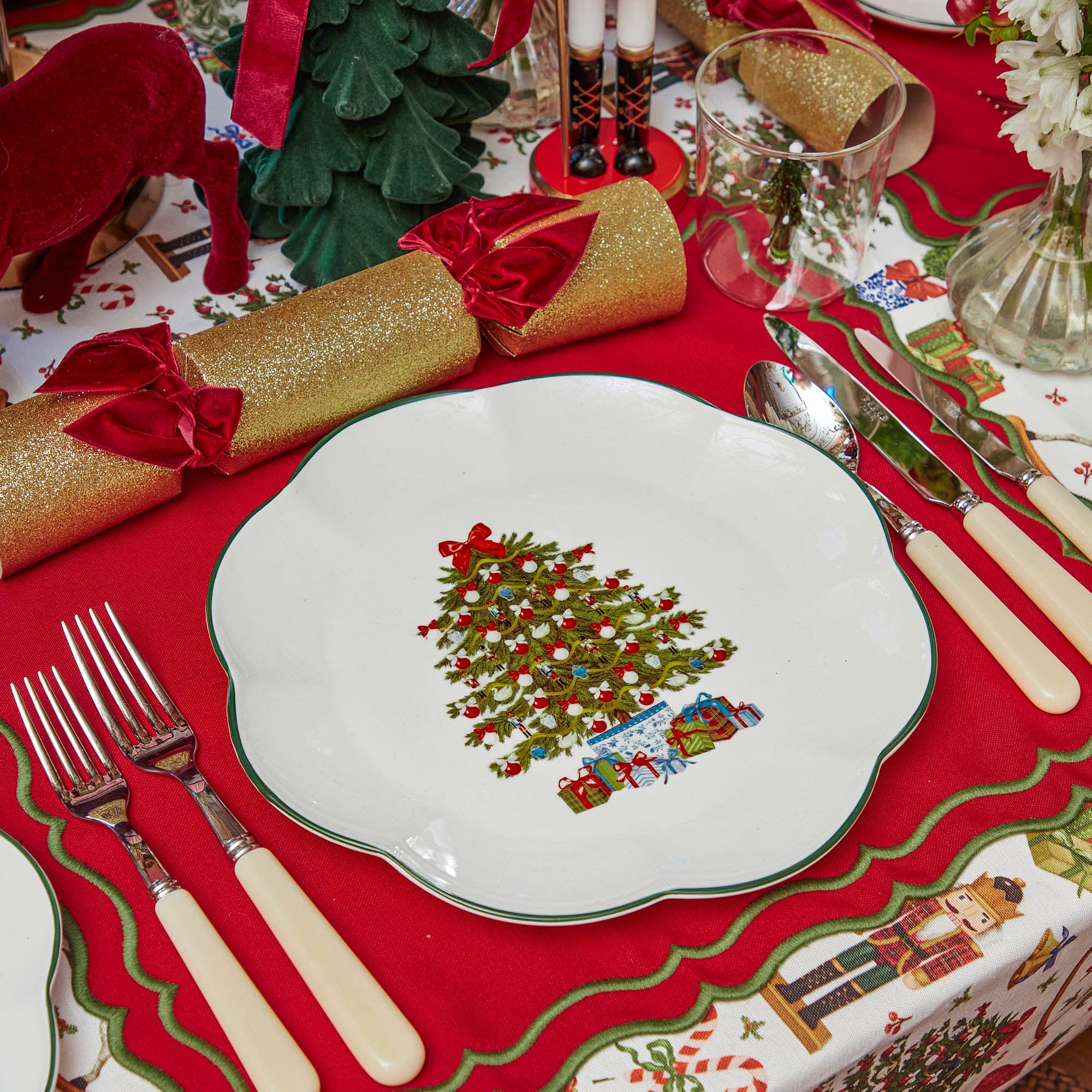 Mrs. Alice Christmas Tree Dinner Plate