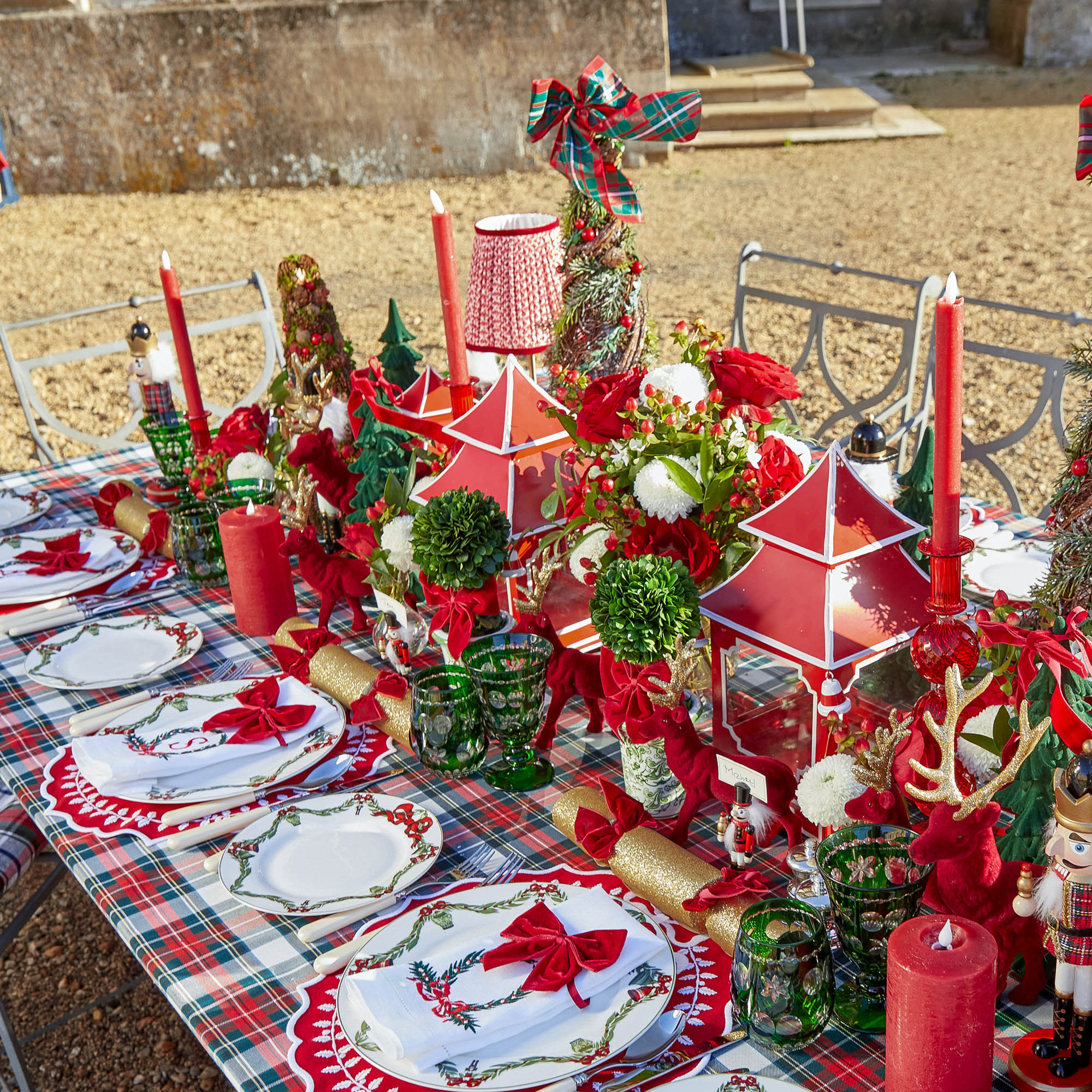 Red Bow Laurel Placemats (Set of 4)