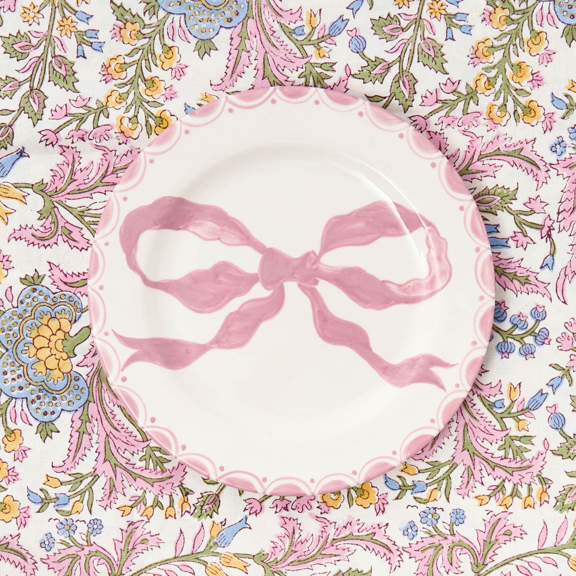 Marilyn Pink Bow Starter Plates (Set of 4)