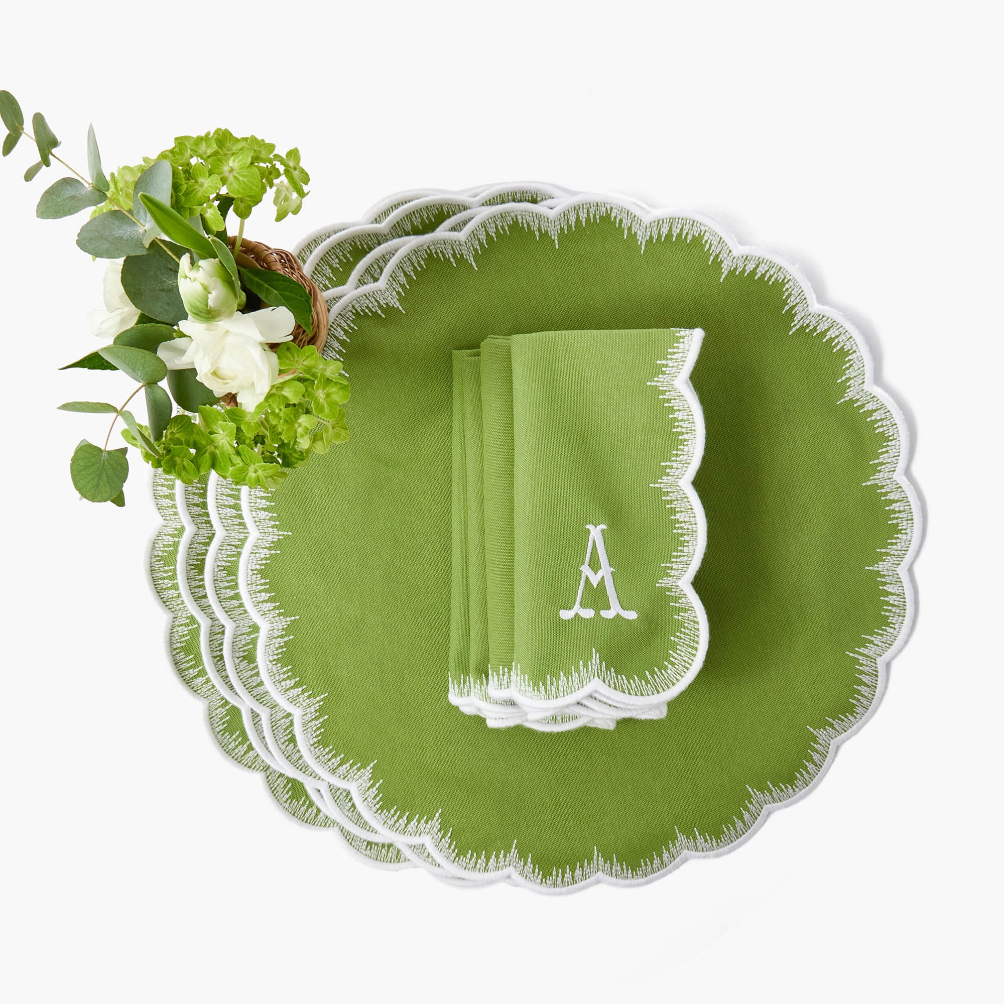 Apple Green Isabella Round Placemats & Napkins (Set of 4)