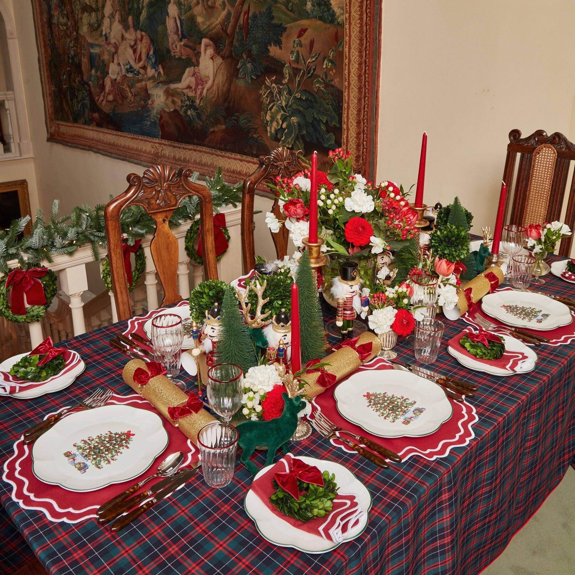 Red Berry White Linen Placemats (Set of 4) – Mrs. Alice