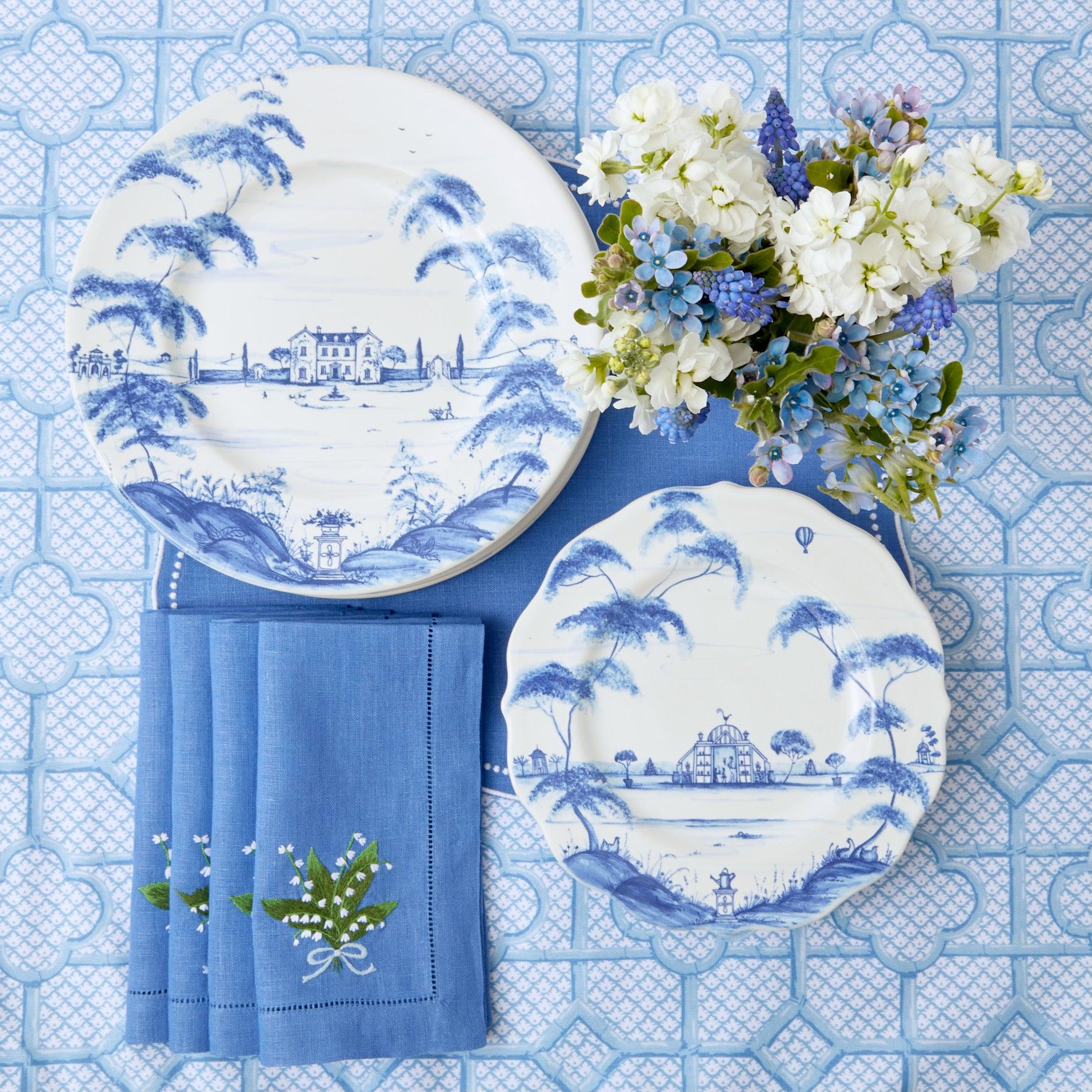 https://www.mrsalice.com/cdn/shop/files/lily-of-the-valley-napkins-set-of-4-mrs-alice-6_ef20c9e6-b881-479c-996c-2f24a9076571.jpg?v=1689314644