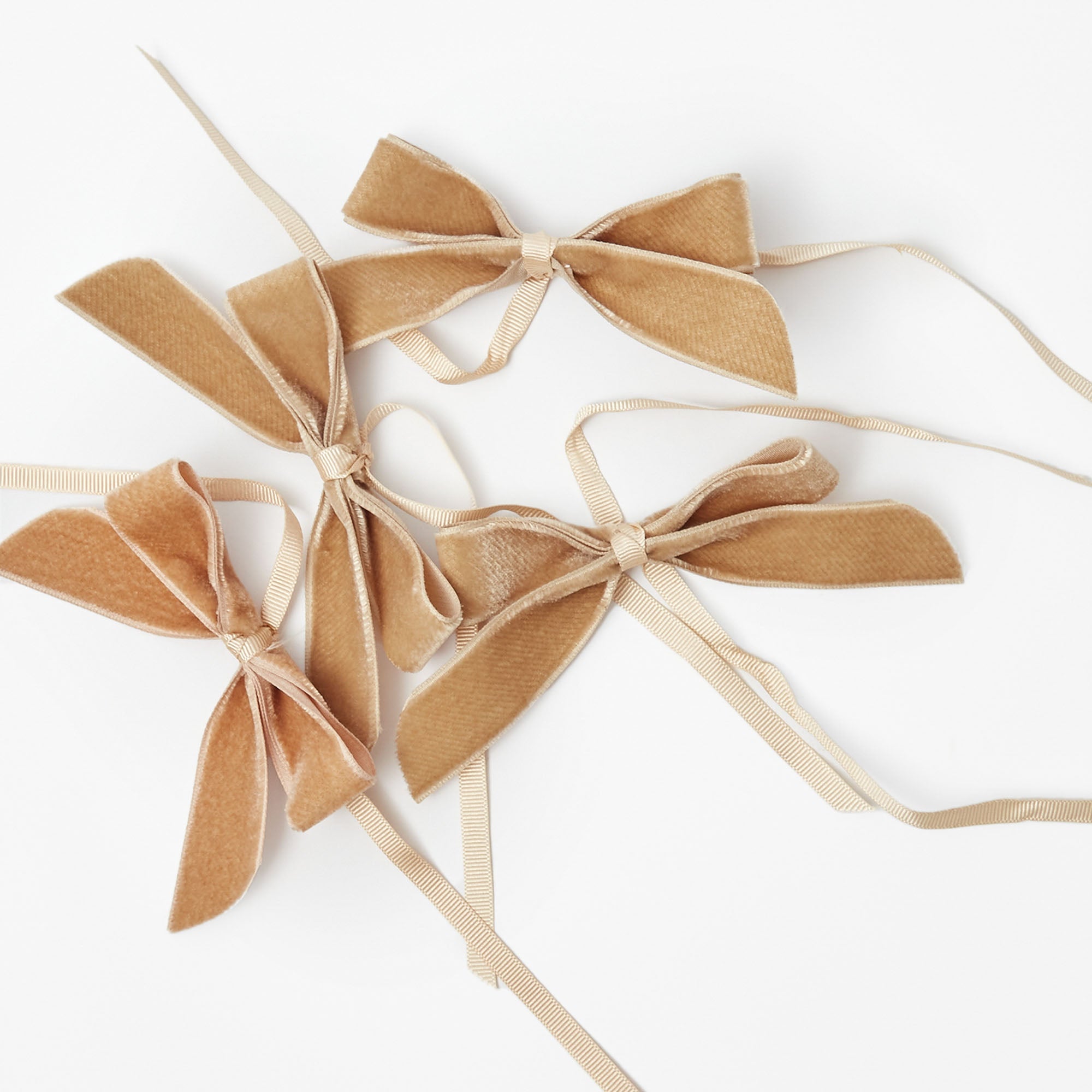 Oat Velvet Mini Bows (Set of 4)