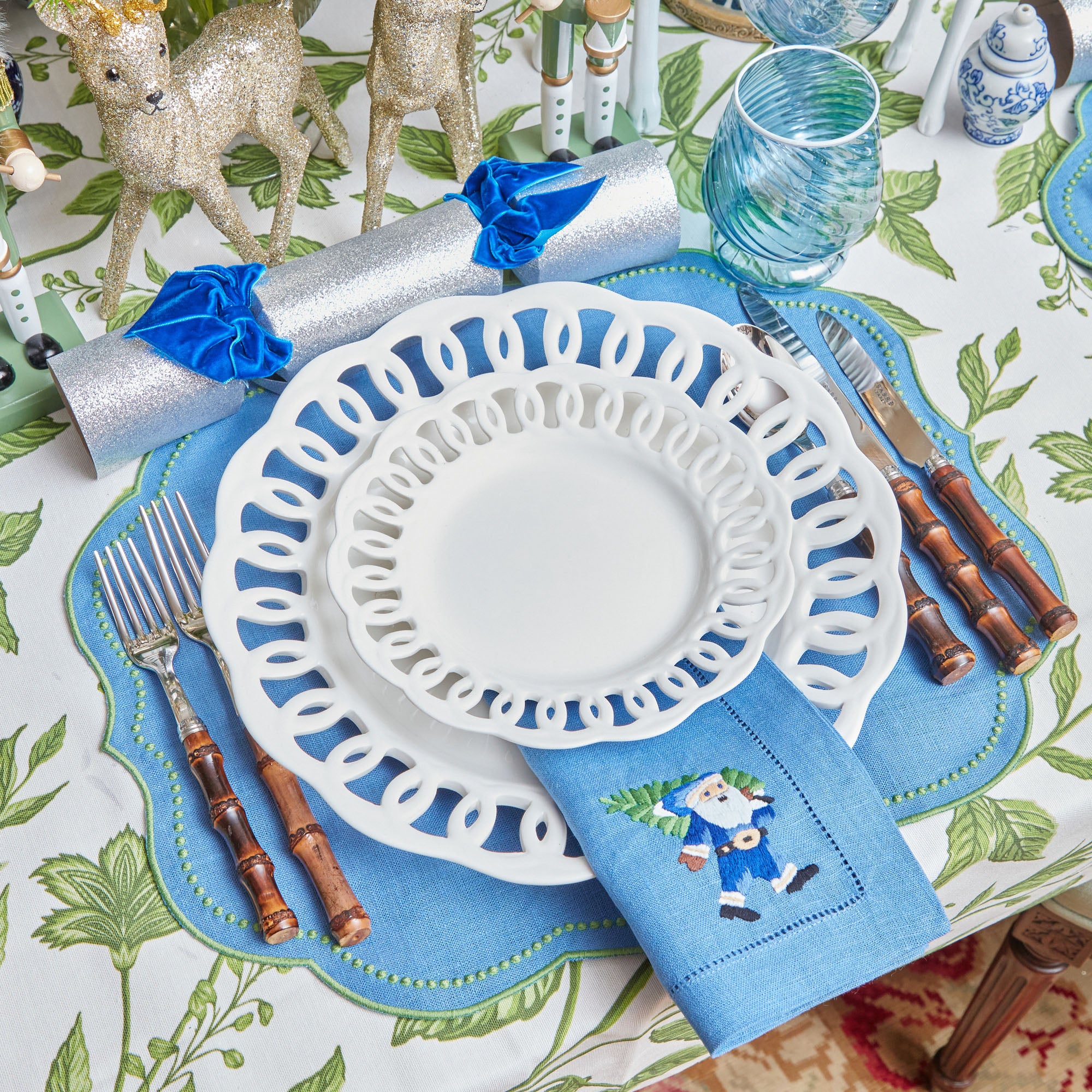 White Lace Dinner Plate– Mrs. Alice