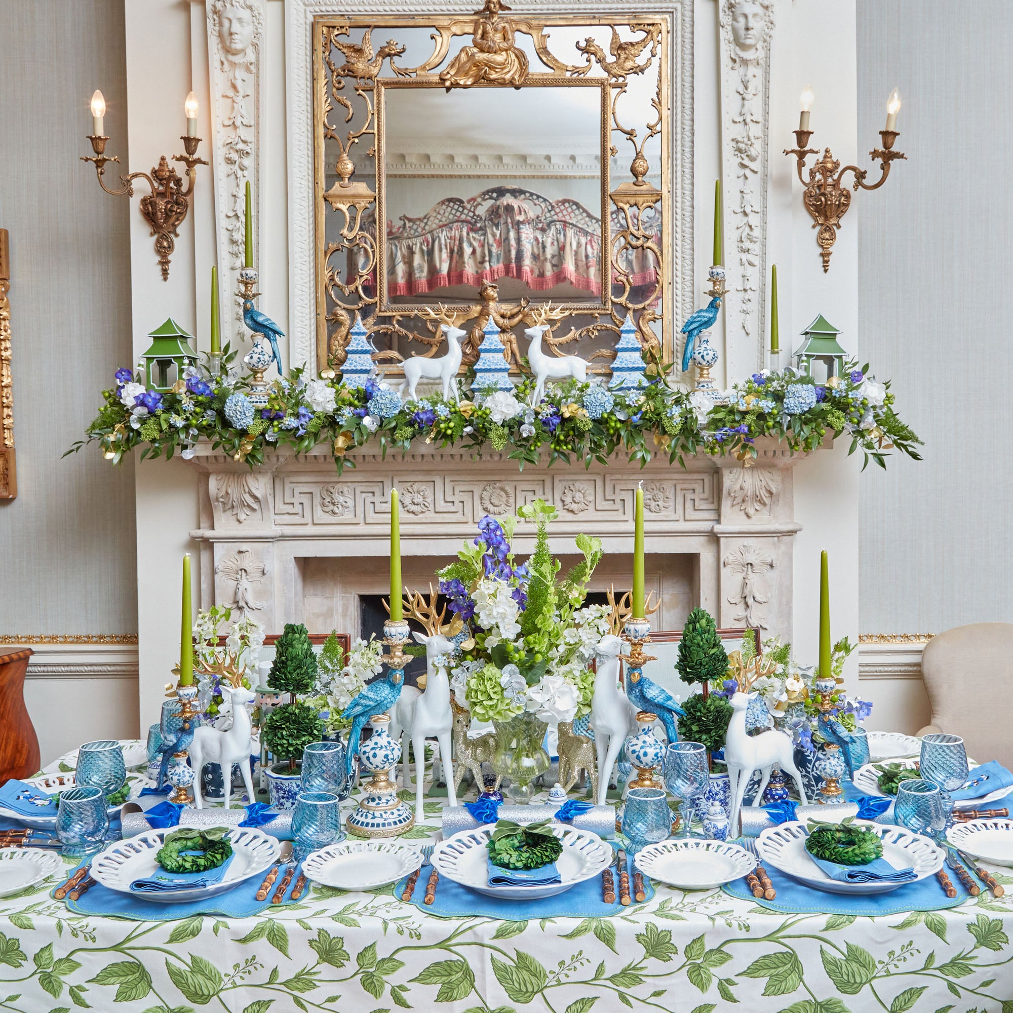 Turn your dining table into a timeless canvas of natural beauty with the Trailing Leaves Tablecloth, a stylish and exquisite piece that enhances your celebrations with a touch of organic charm.