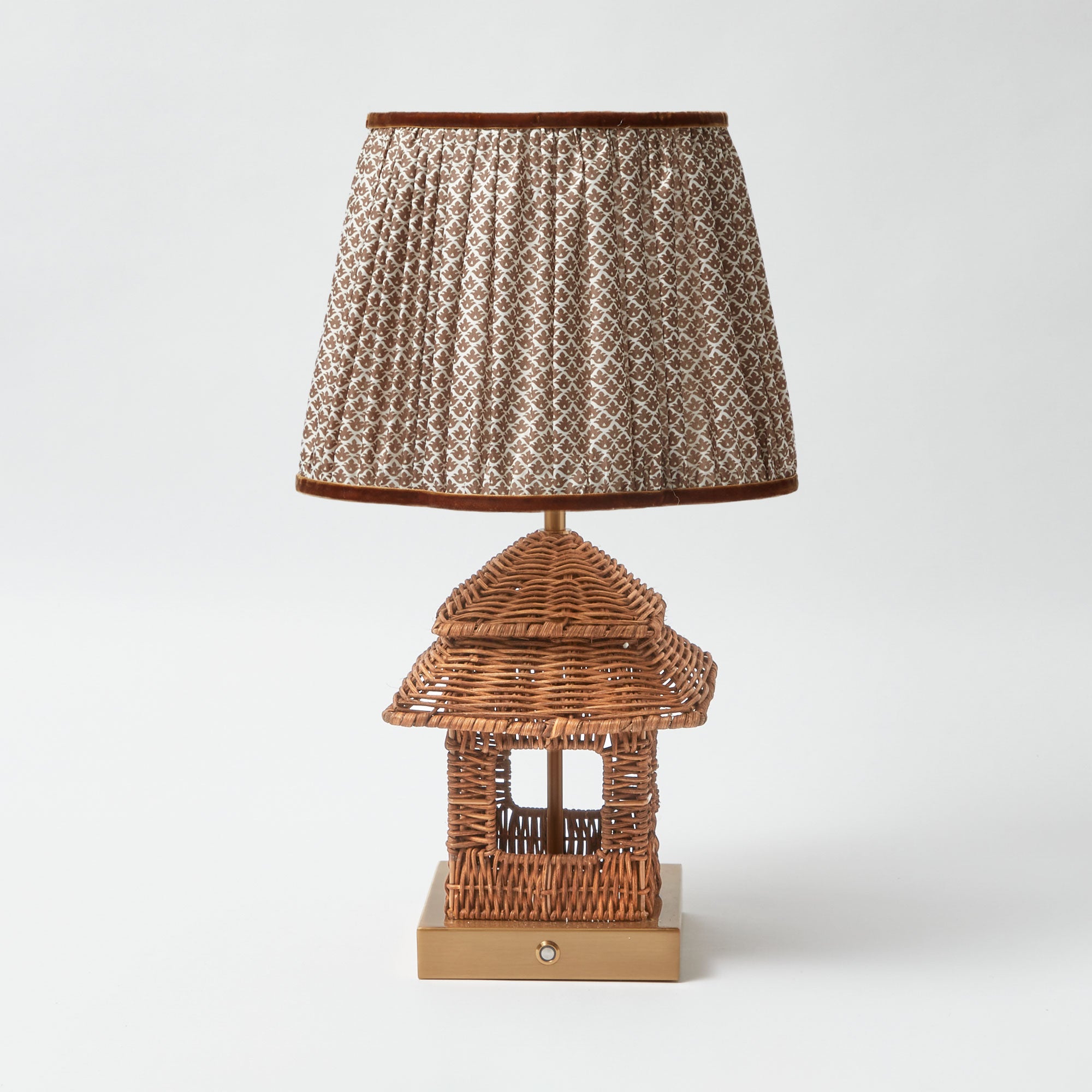 Rattan Rechargeable Pagoda Lamp Stand