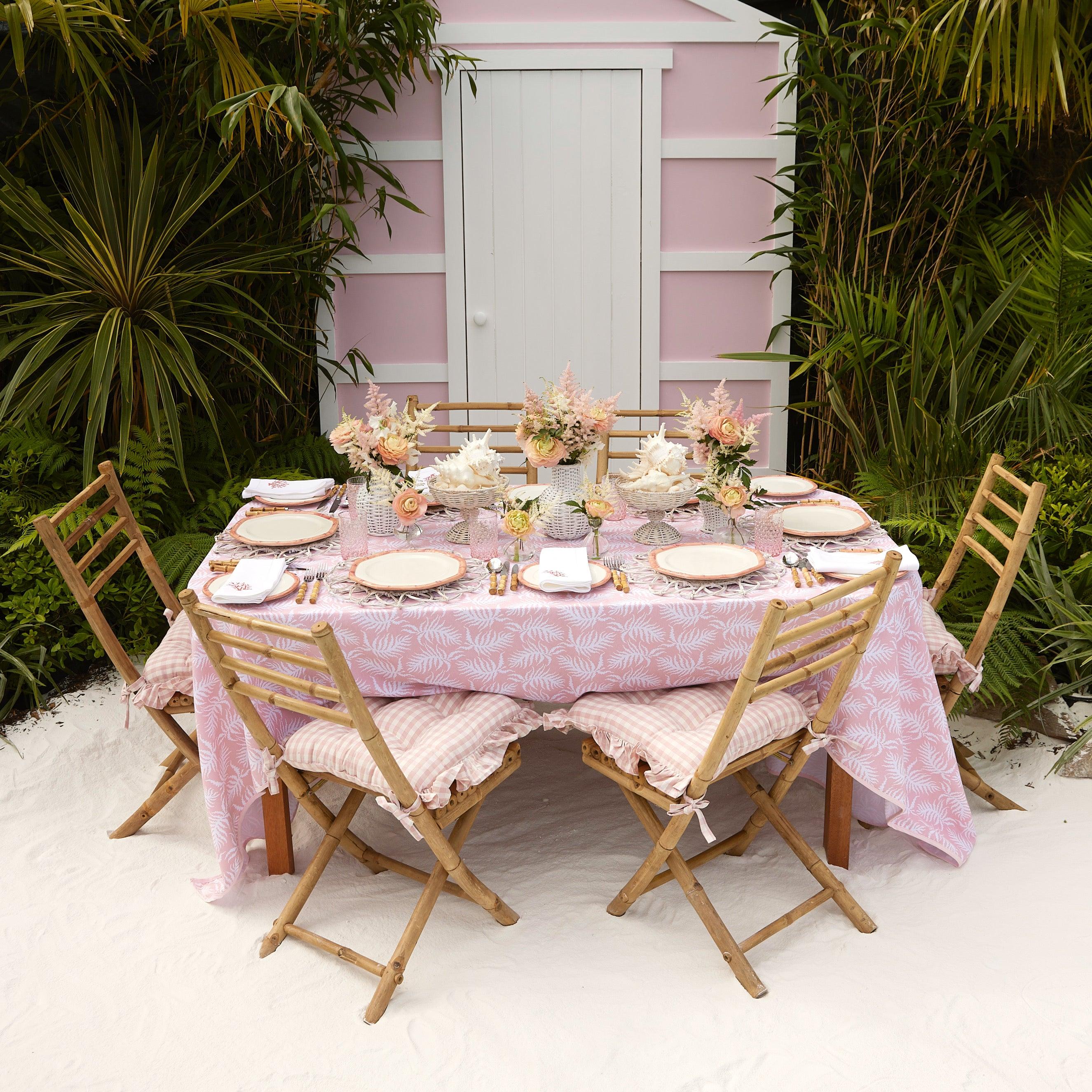 https://www.mrsalice.com/cdn/shop/files/pink-trailing-ferns-tablecloth-mrs-alice-11_3c569137-da0b-46a0-b2c6-2350bd936c12.jpg?v=1689320537