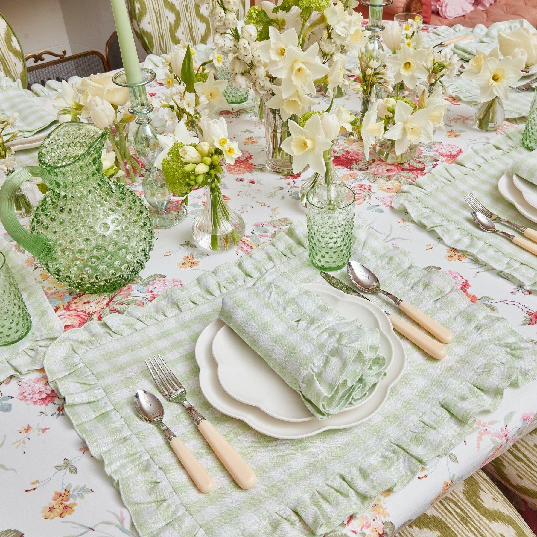 Coral Linen Placemats (Set of 4) – Mrs. Alice