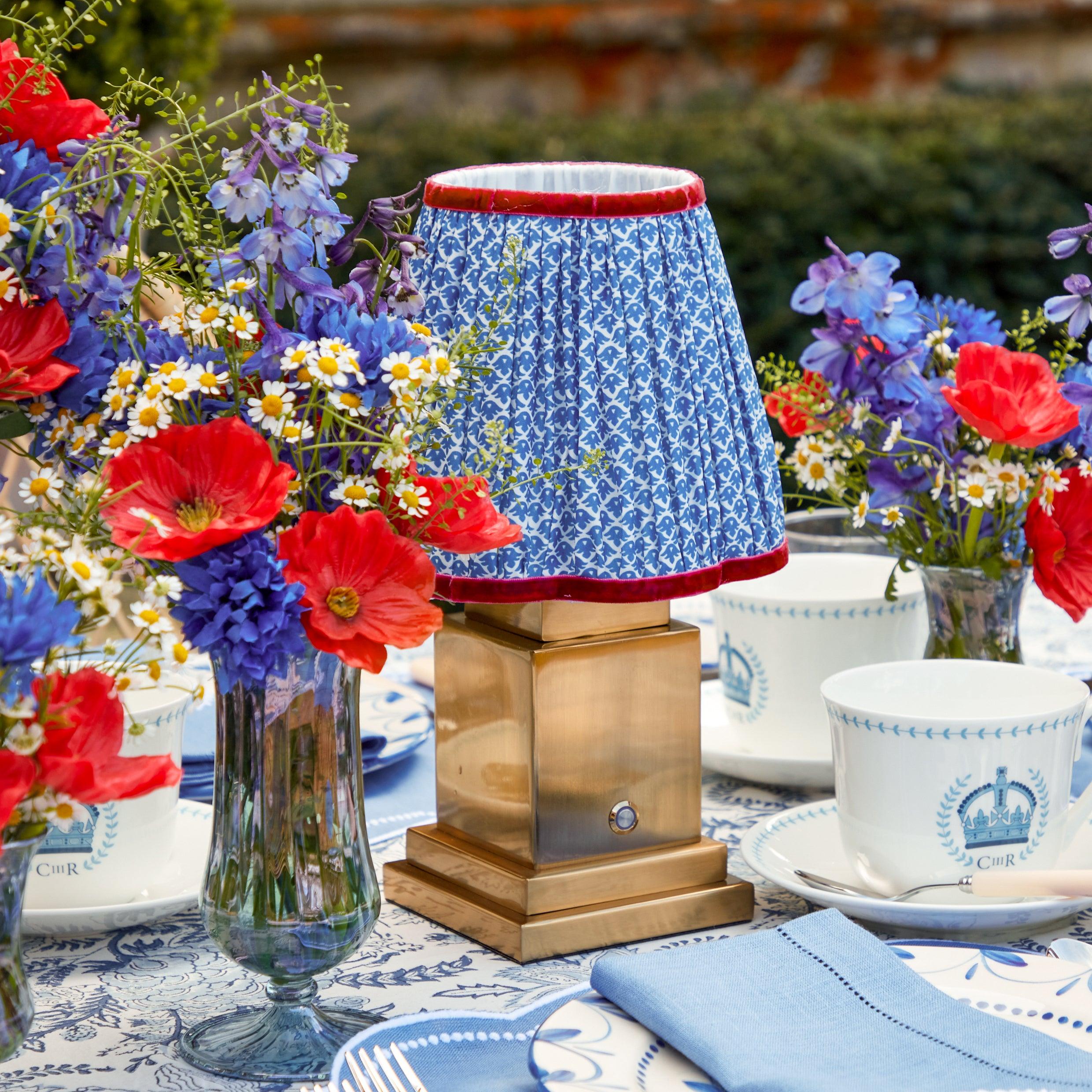 Rechargeable Lamp with Blue Lotus Lampshade - Mrs. Alice