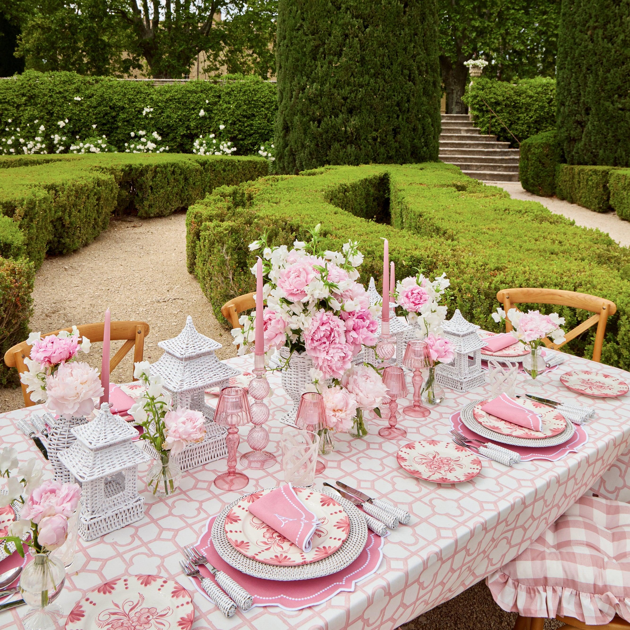 Seville Pink Gardênia Dinner Plate - Mrs. Alice